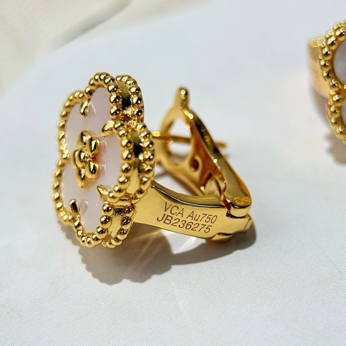 Бижутерия Van Cleef & Arpels 13645858