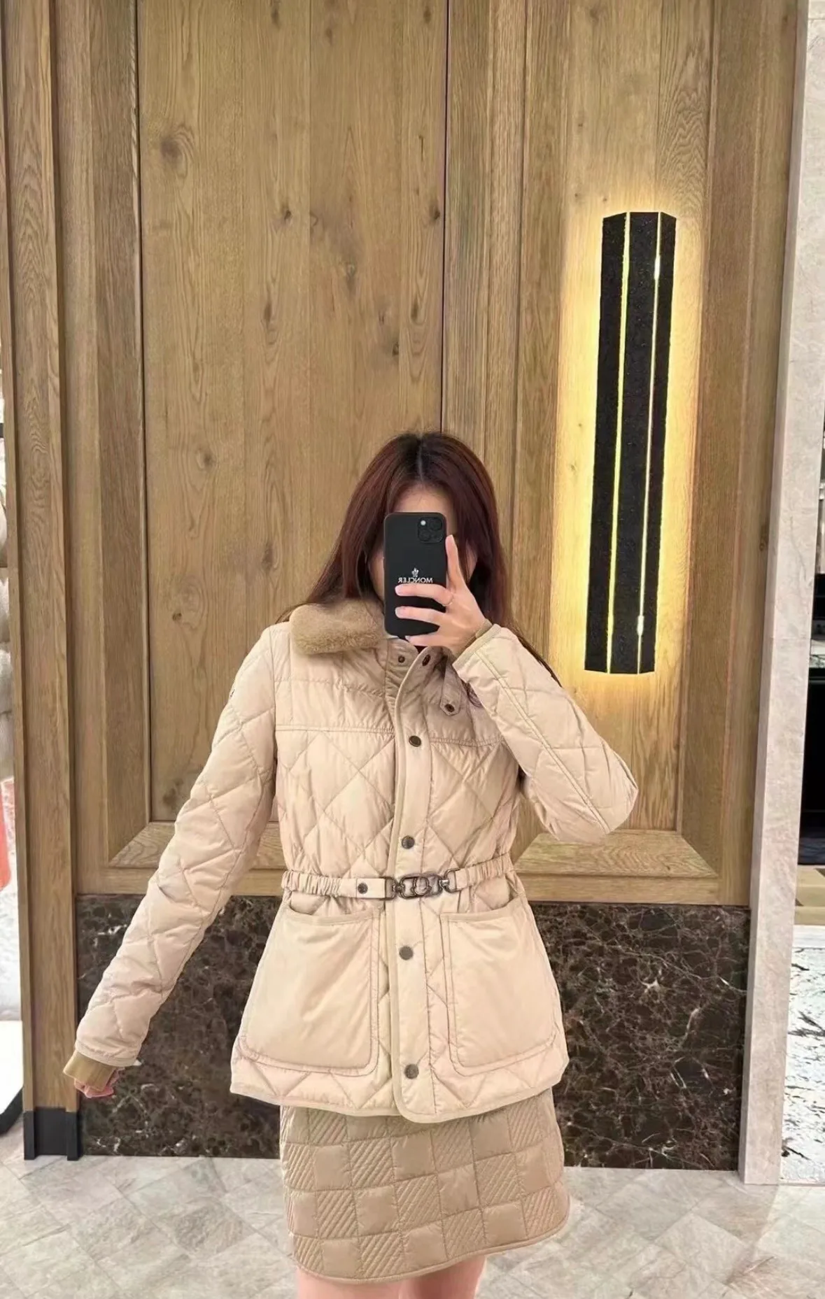 Куртки И Пуховики Женские Moncler 19210927