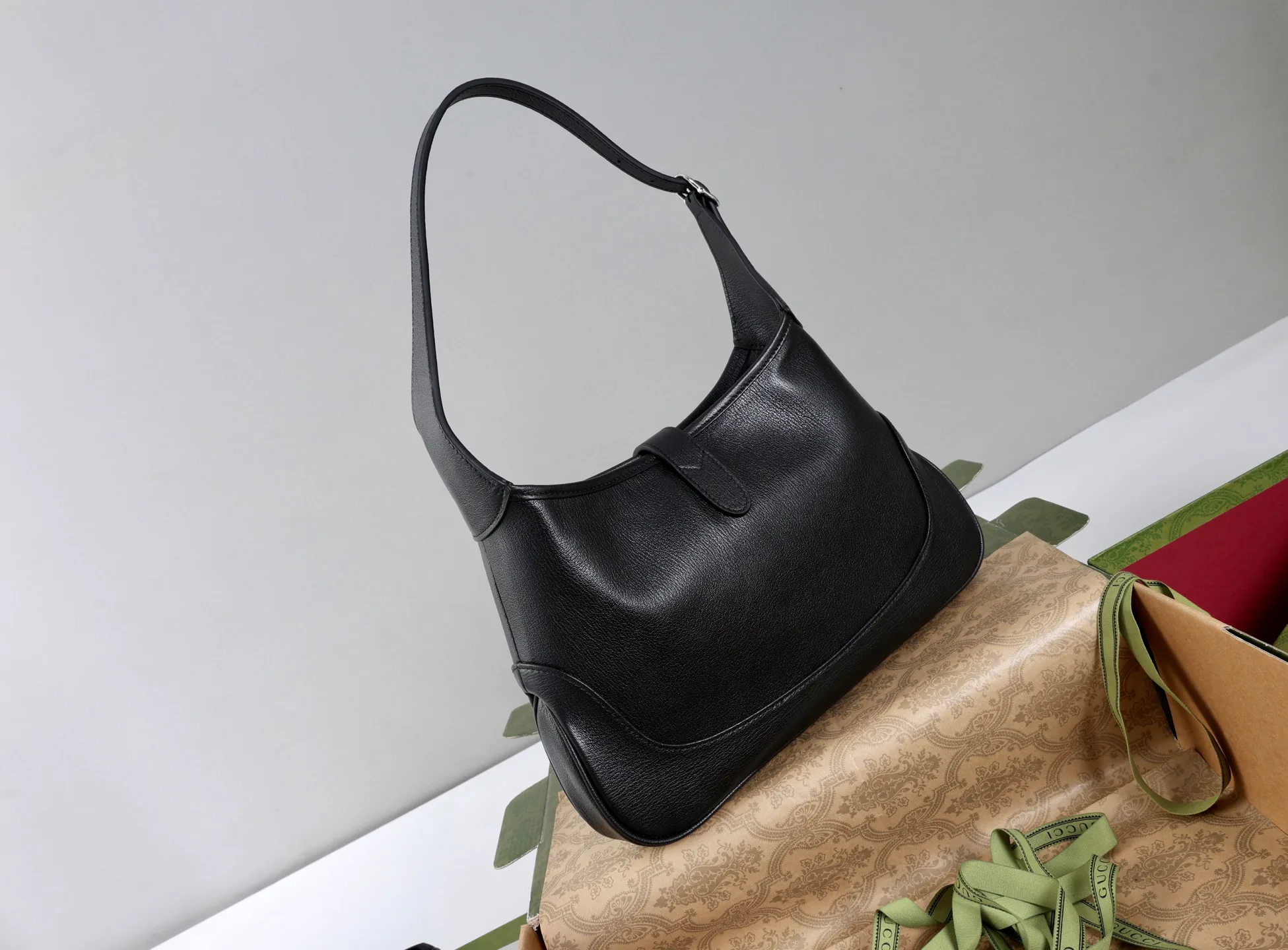 Классические Сумки Женские Gucci 11184790