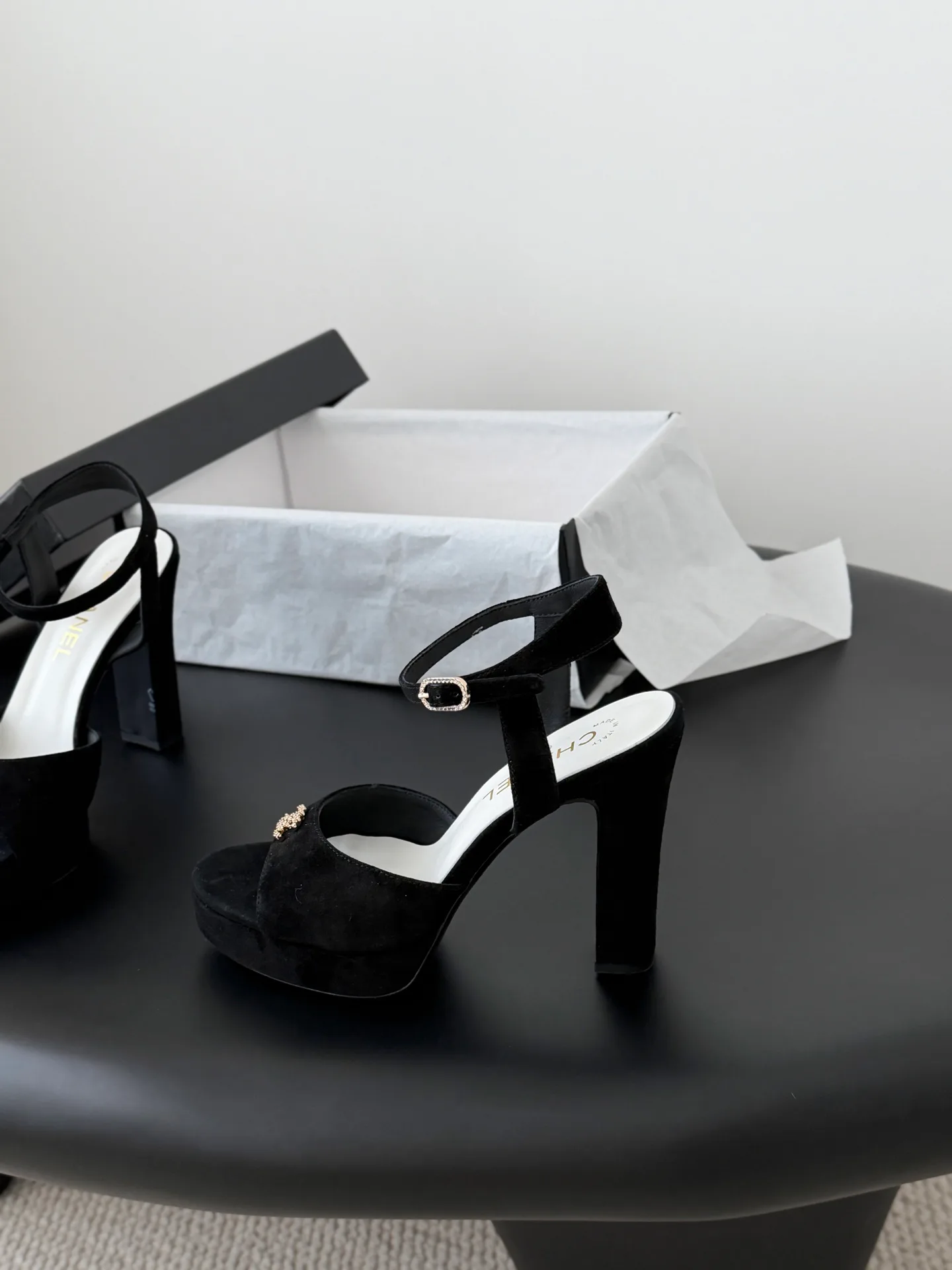 Туфли Женские Chanel 10957644