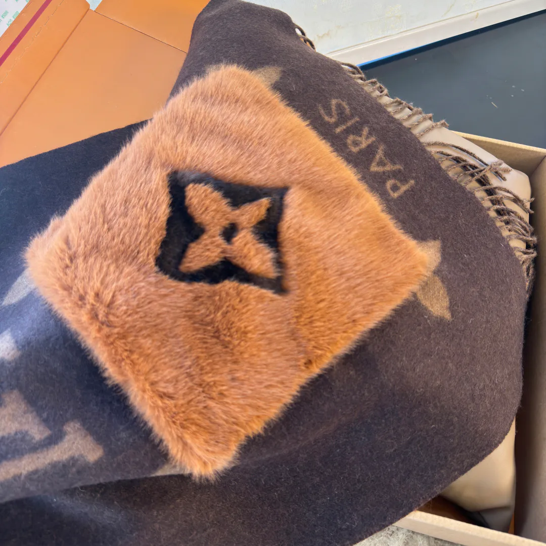 Шарфы Louis Vuitton 262418