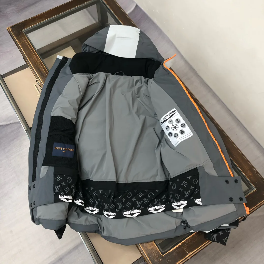Куртки И Пуховики Мужские Louis Vuitton 171104