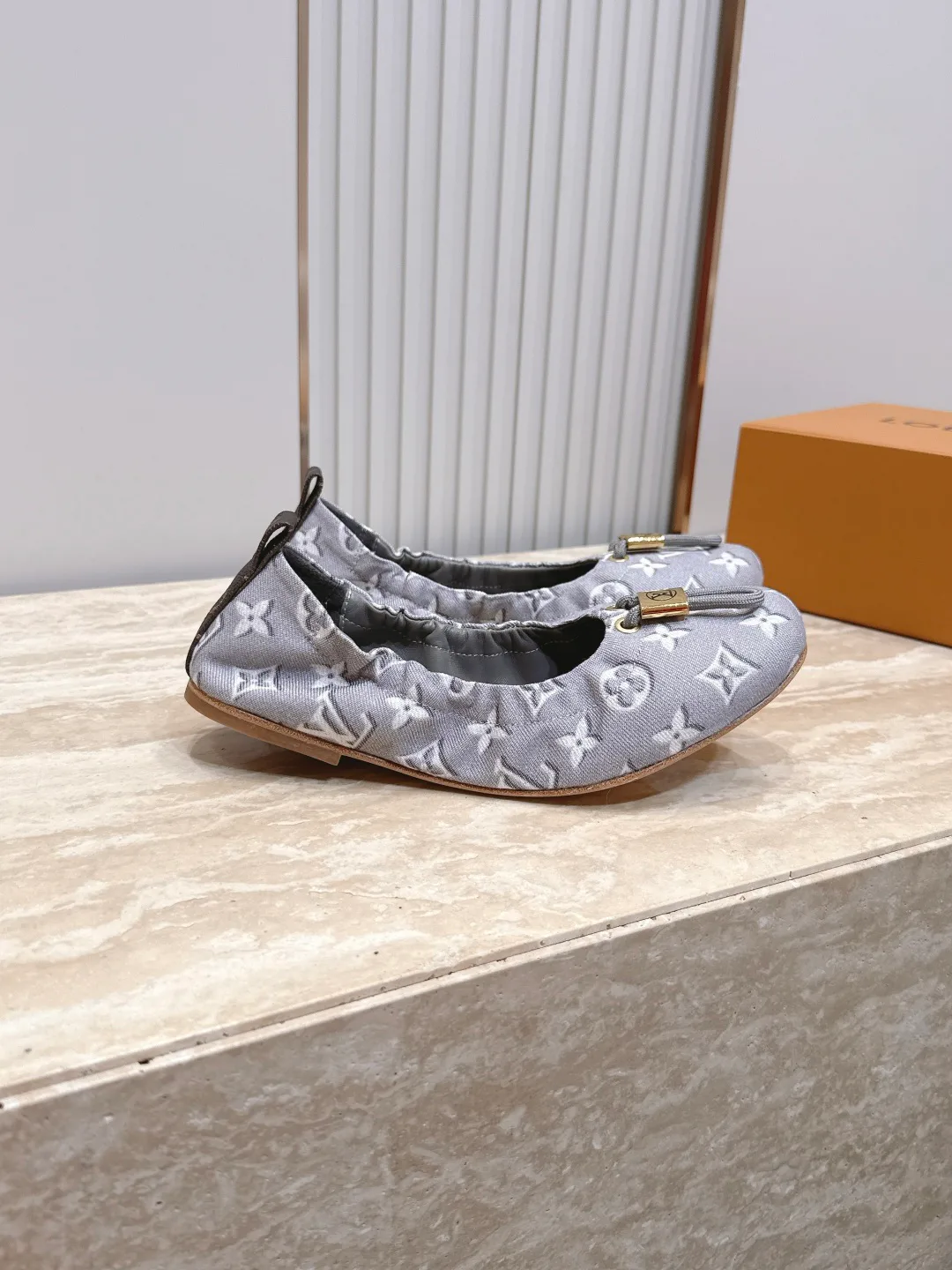 Балетки Женские Louis Vuitton 17178357