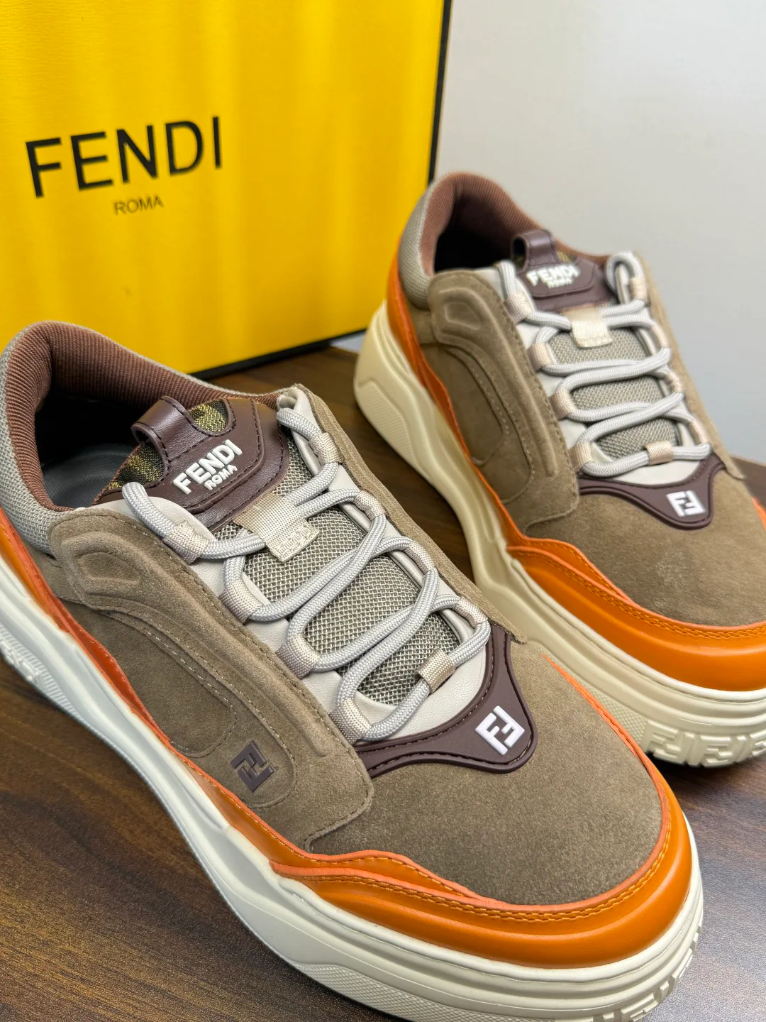 Кроссовки Мужские Fendi 20143368