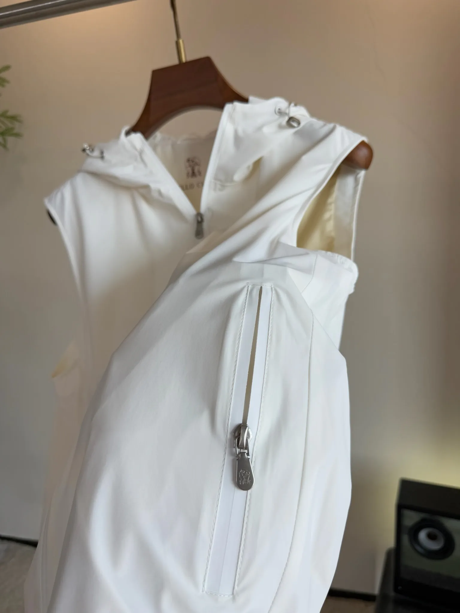 Жилеты Мужские Brunello Cucinelli 11697572