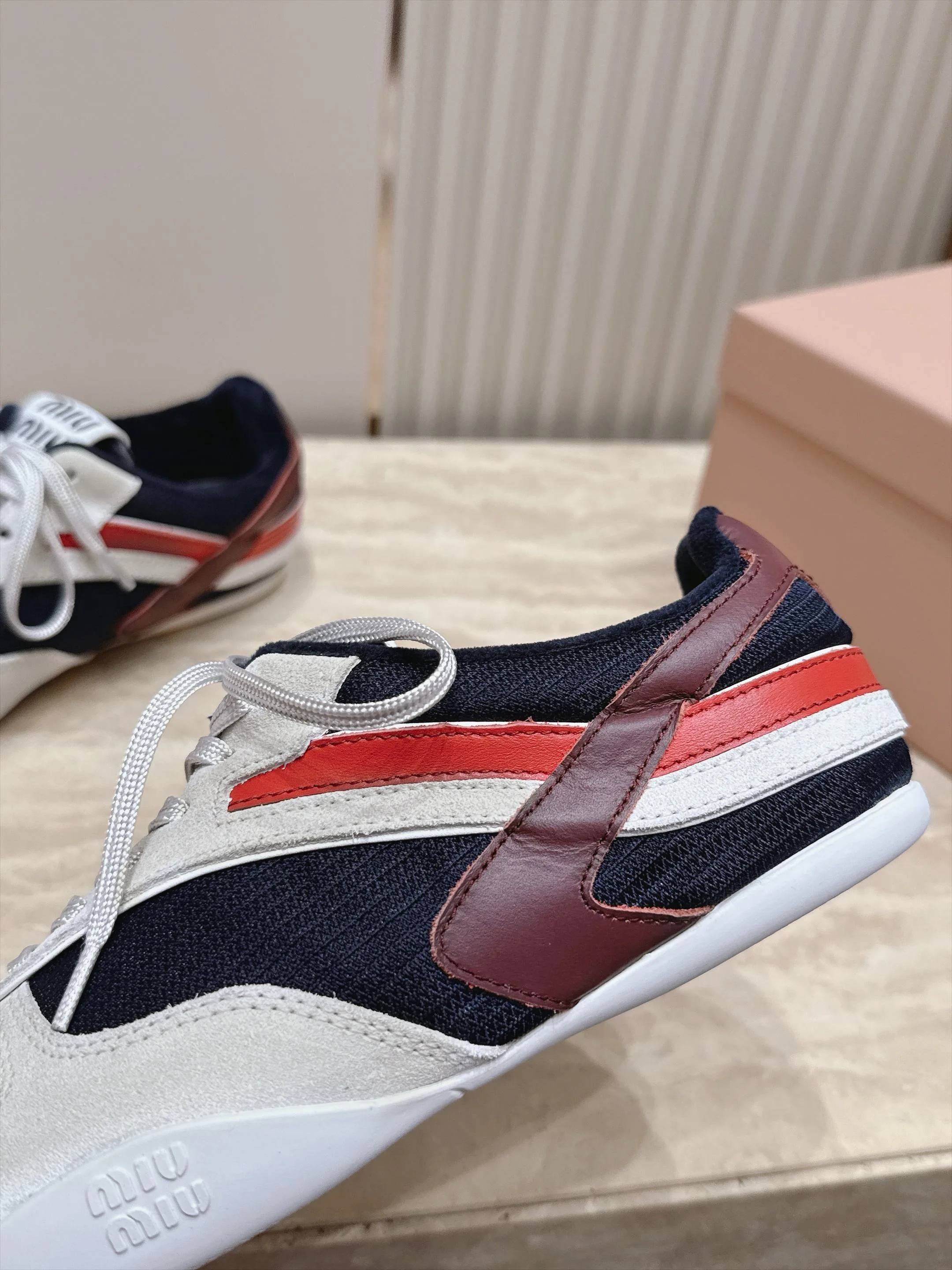 Кроссовки Женские Miu Miu 17963746