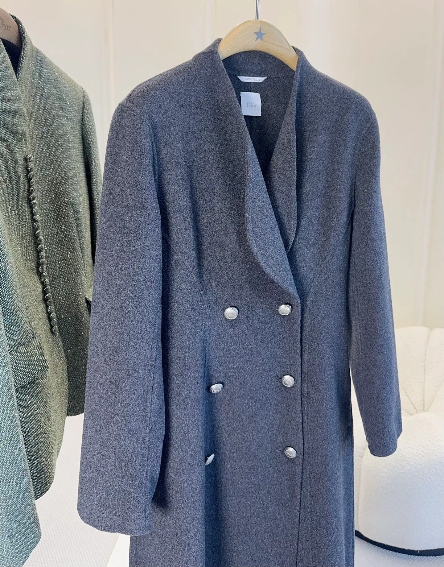 Пальто Женские Christian Dior 18238056