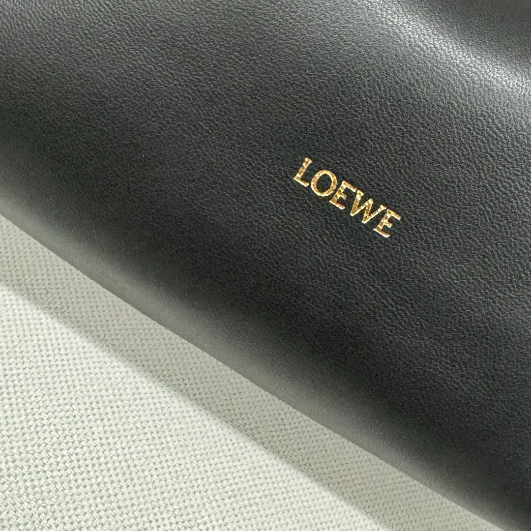 Классические Сумки Женские Loewe 11343644