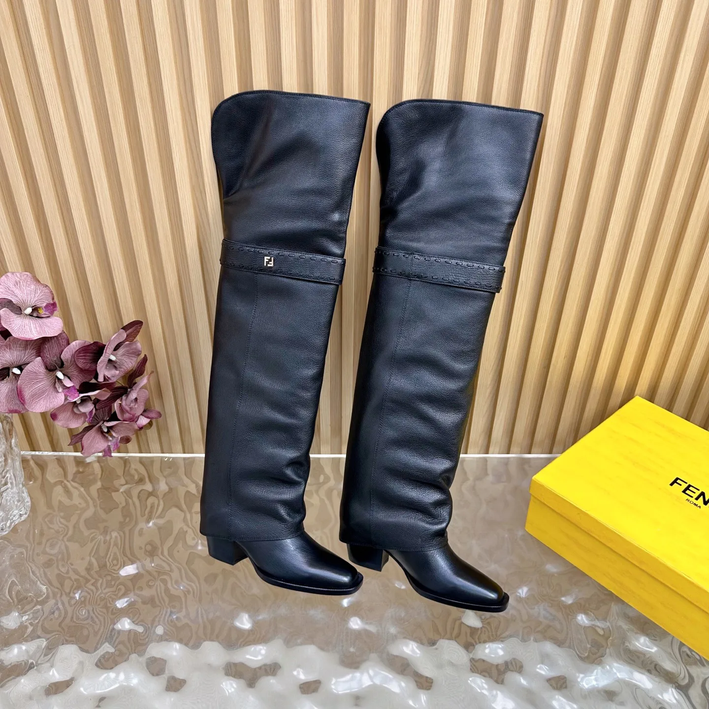 Сапоги Женские Fendi 18235462