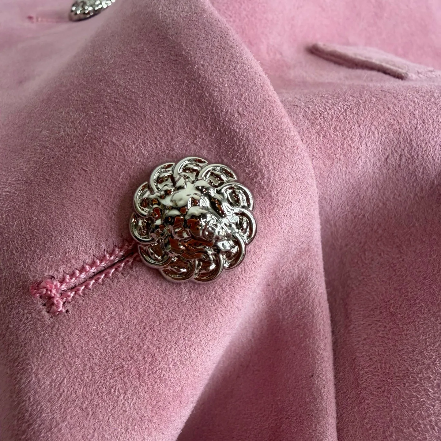Кожаные Куртки И Дублёнки Женские Chanel 17383570