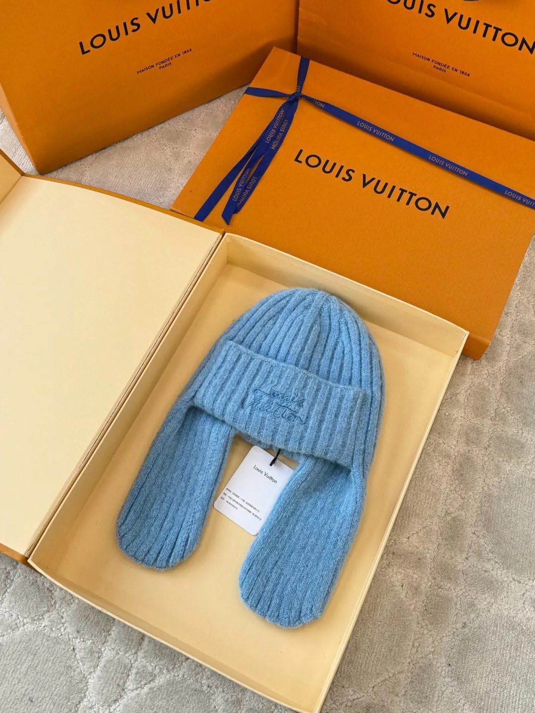 Головные Уборы Louis Vuitton 412772