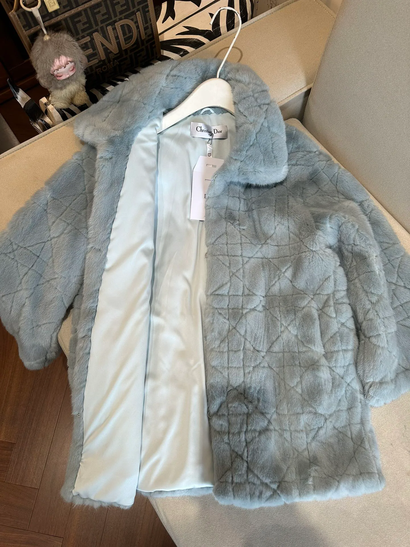 Шубы Женские Christian Dior 918042