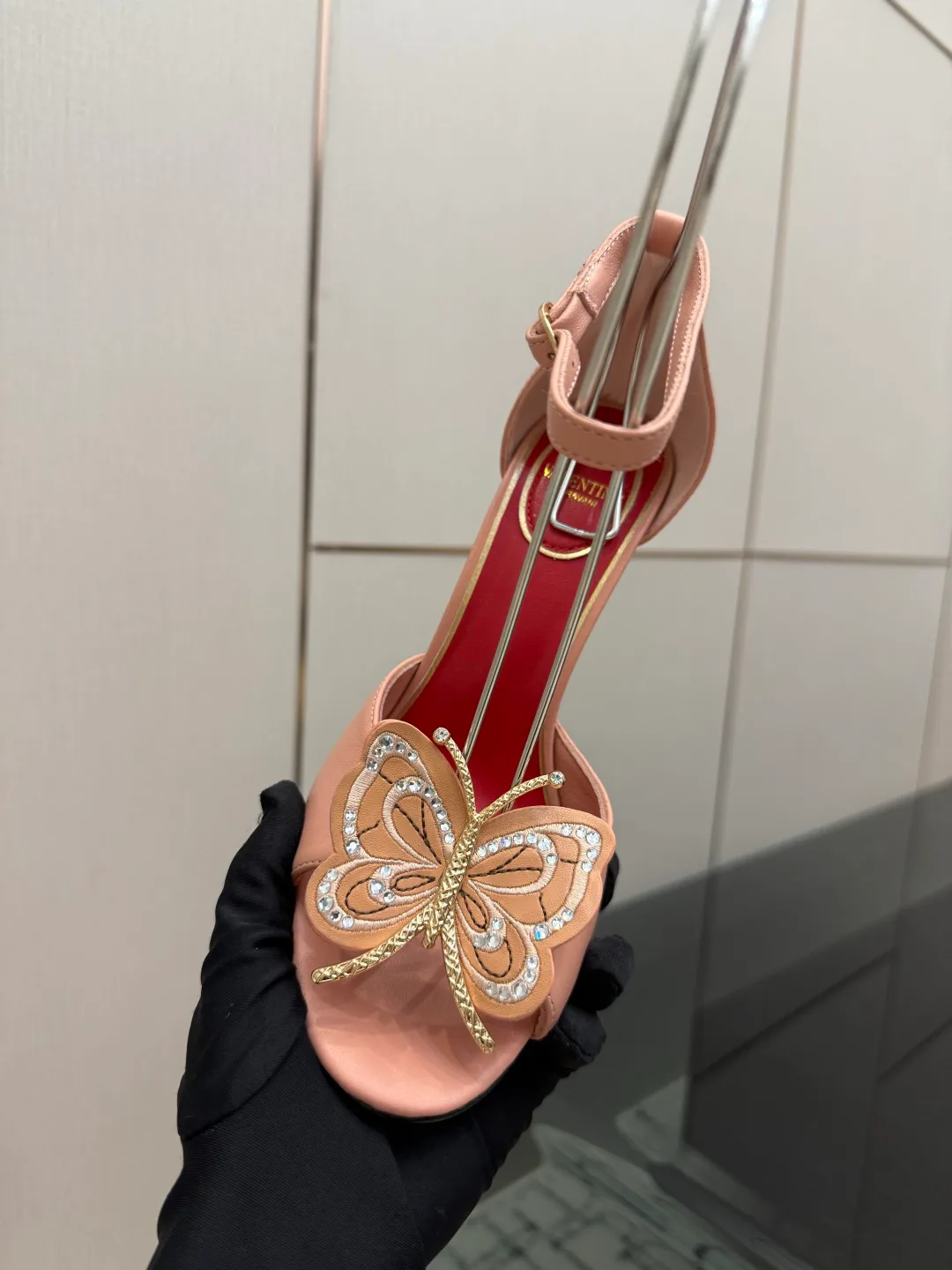 Босоножки Женские Valentino 18049036