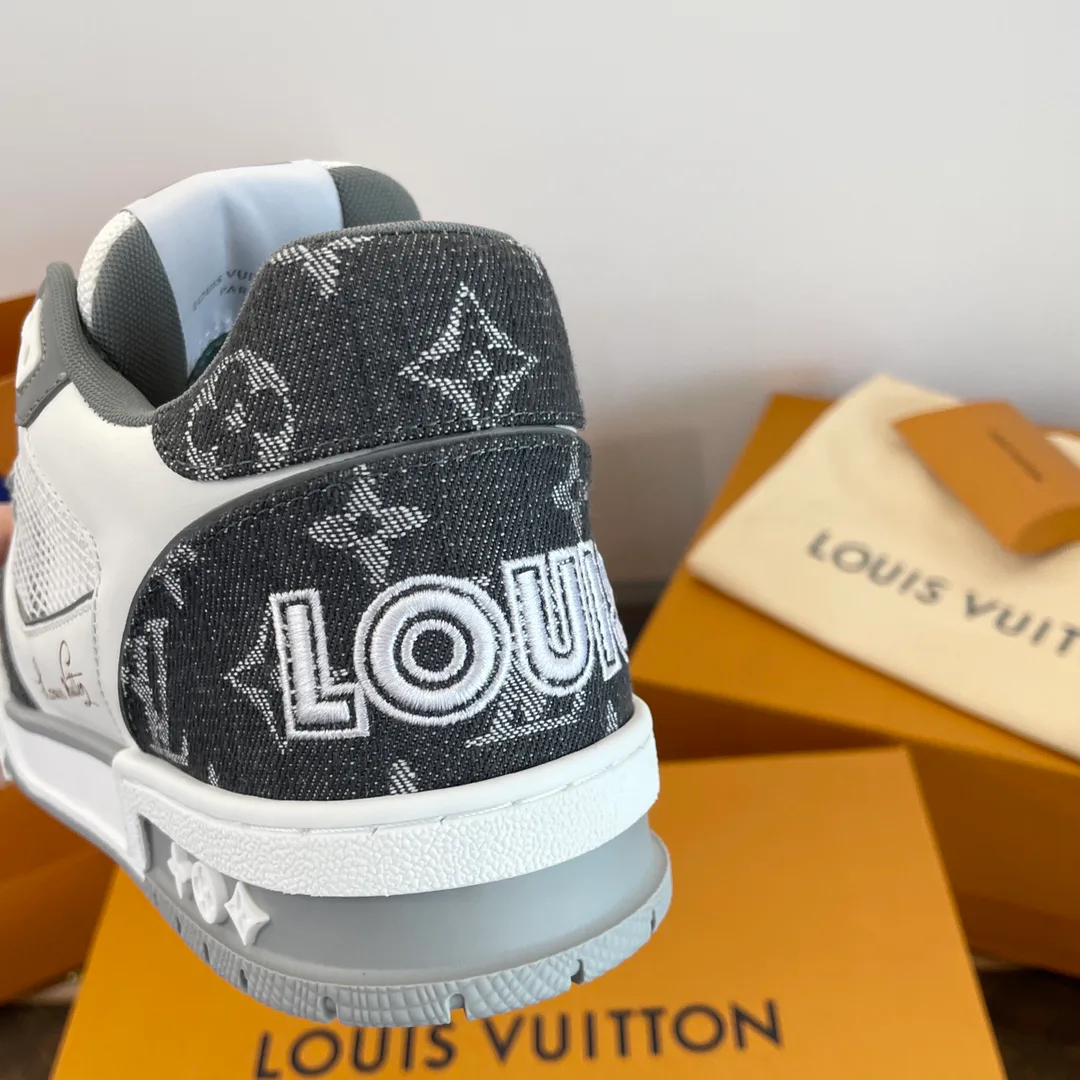 Кроссовки Женские Nike