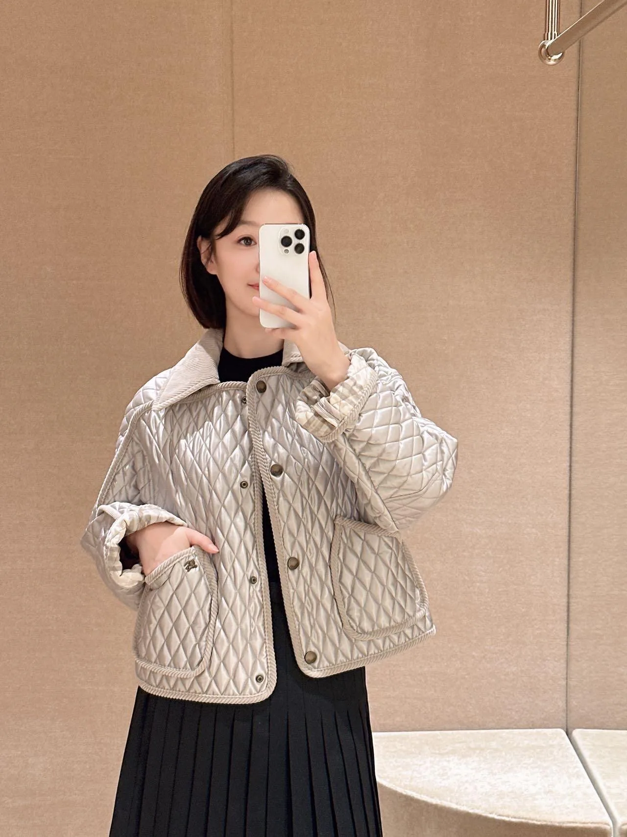 Куртки И Пуховики Женские Burberry 403090