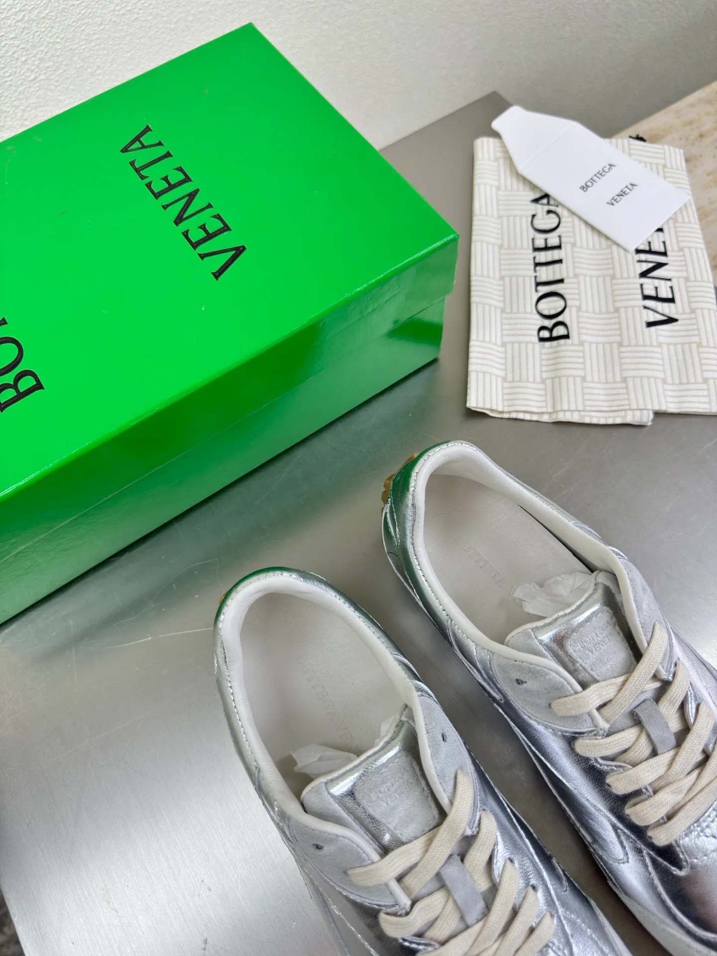 Кроссовки Женские Bottega Veneta 399220