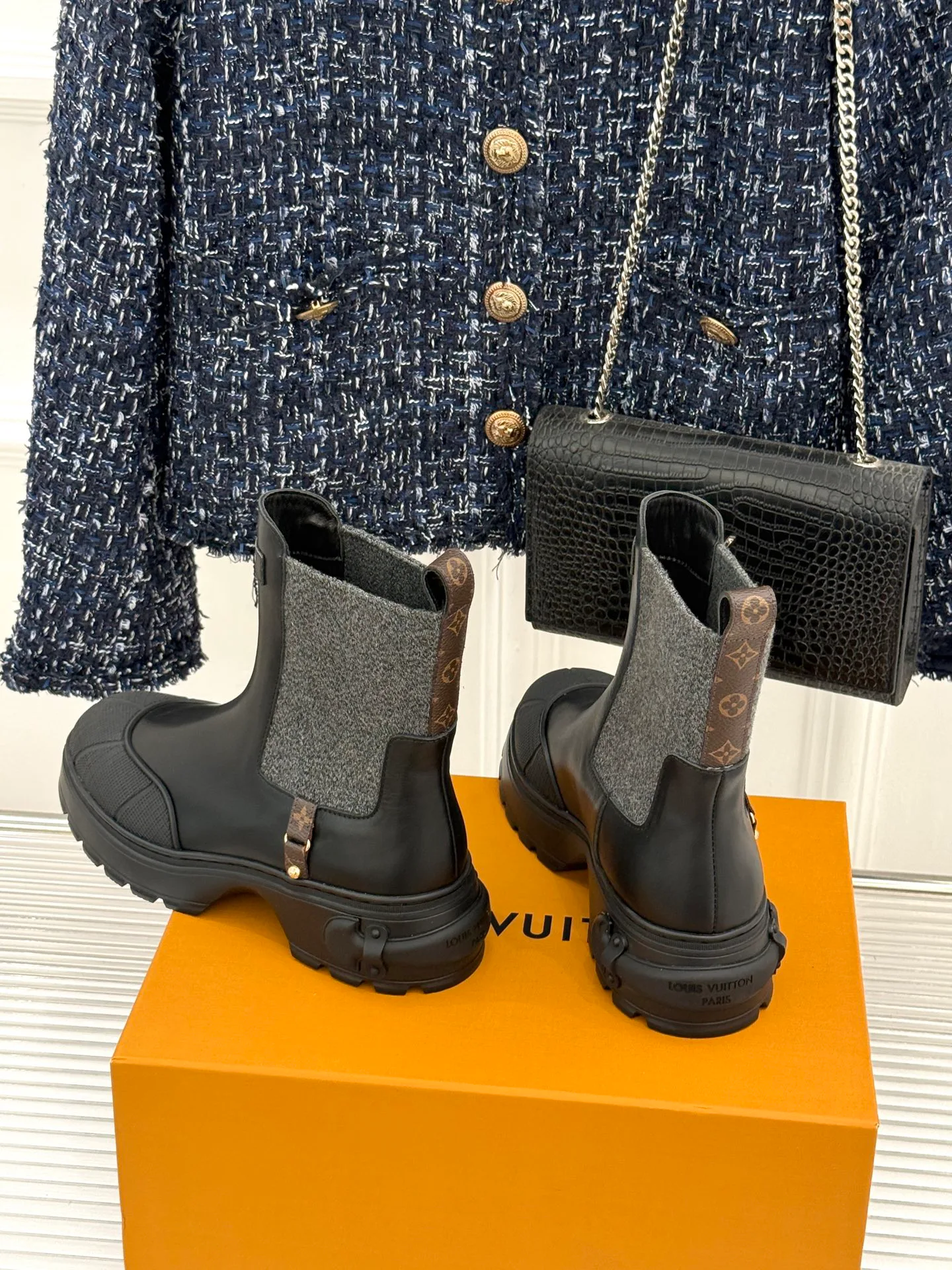 Ботинки Женские Louis Vuitton 19686143