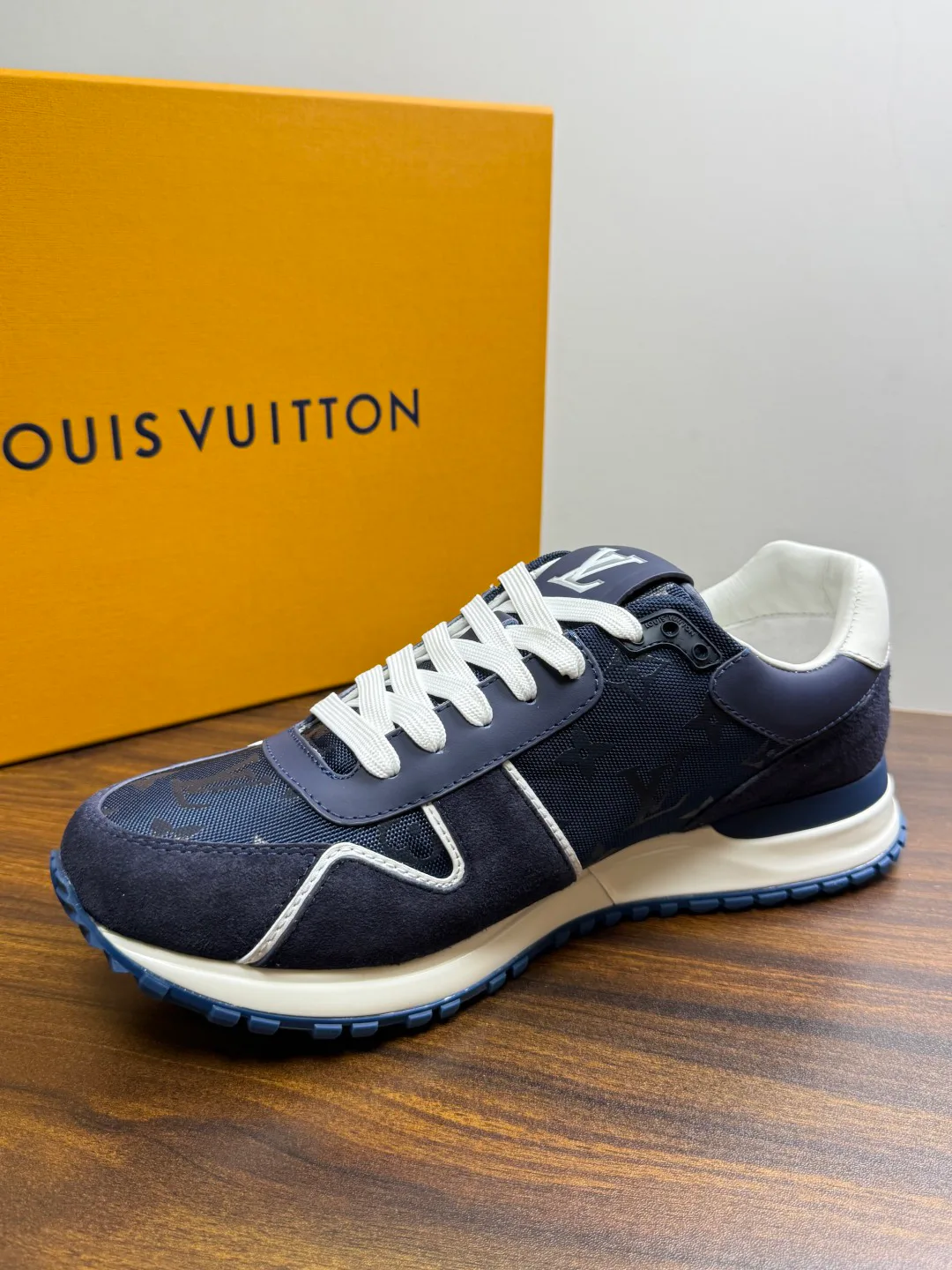 Кроссовки Мужские Louis Vuitton 20143426