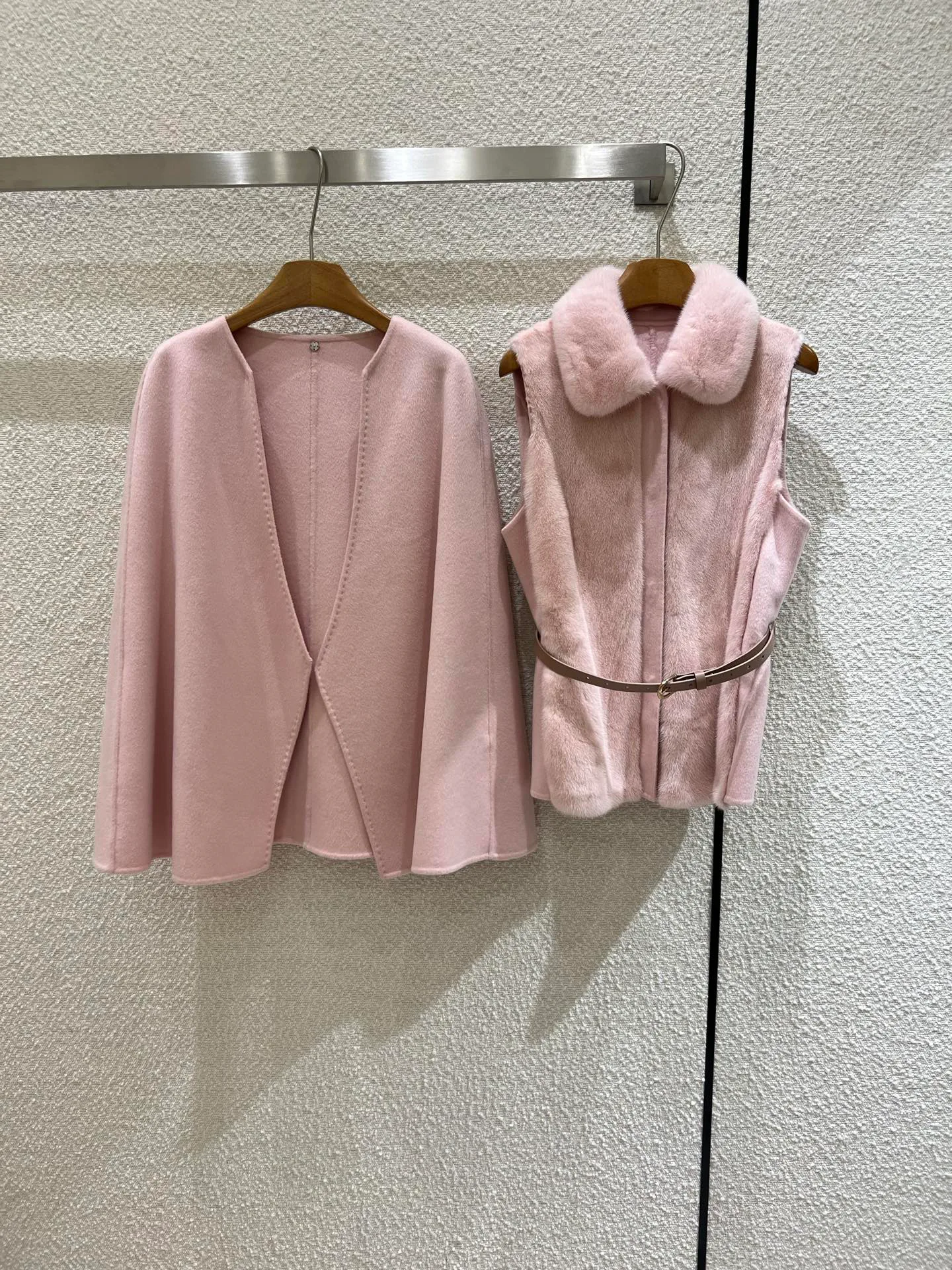 Пальто Женские Loro Piana 19779144