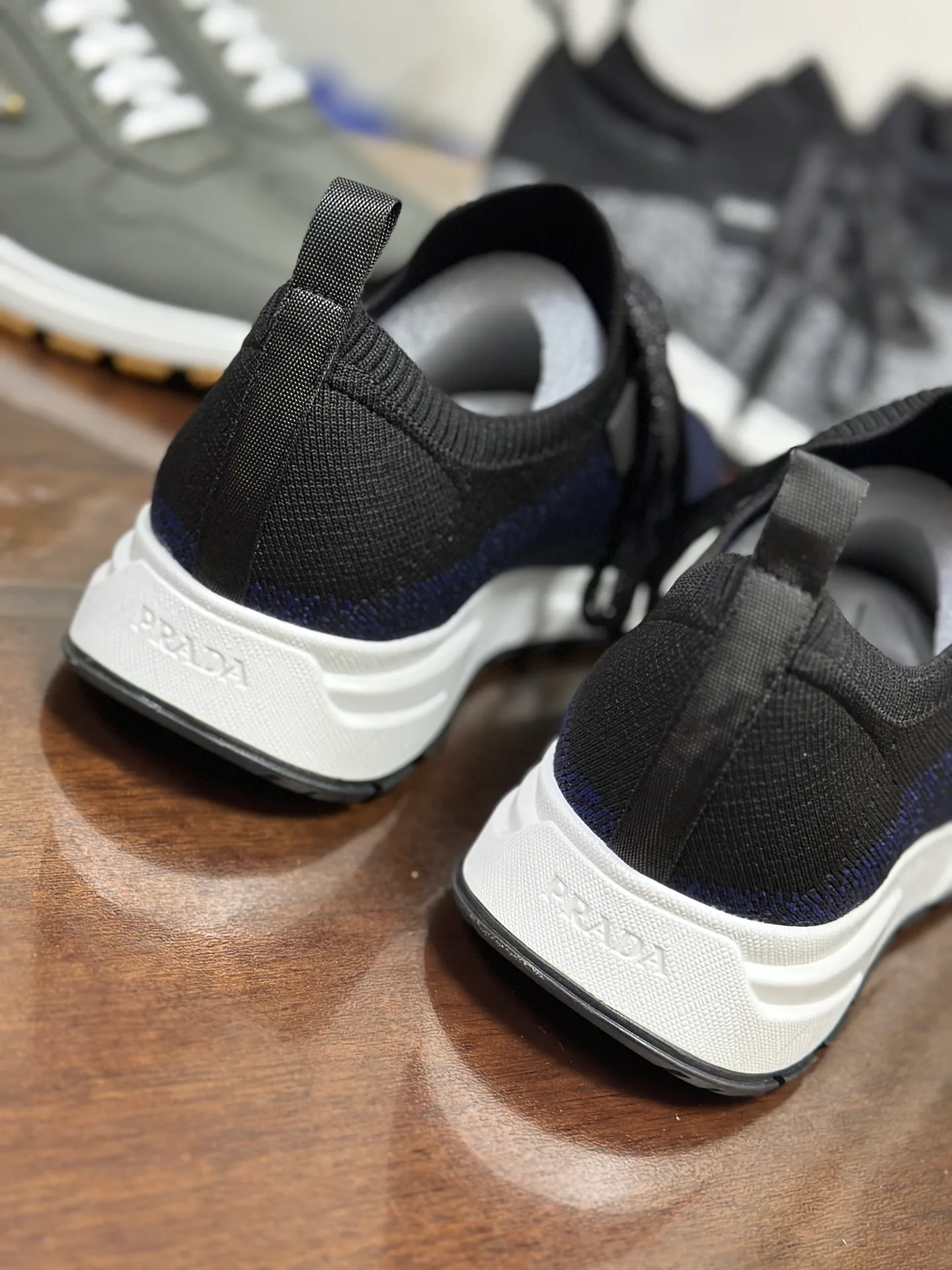 Кроссовки Мужские Prada 10456777