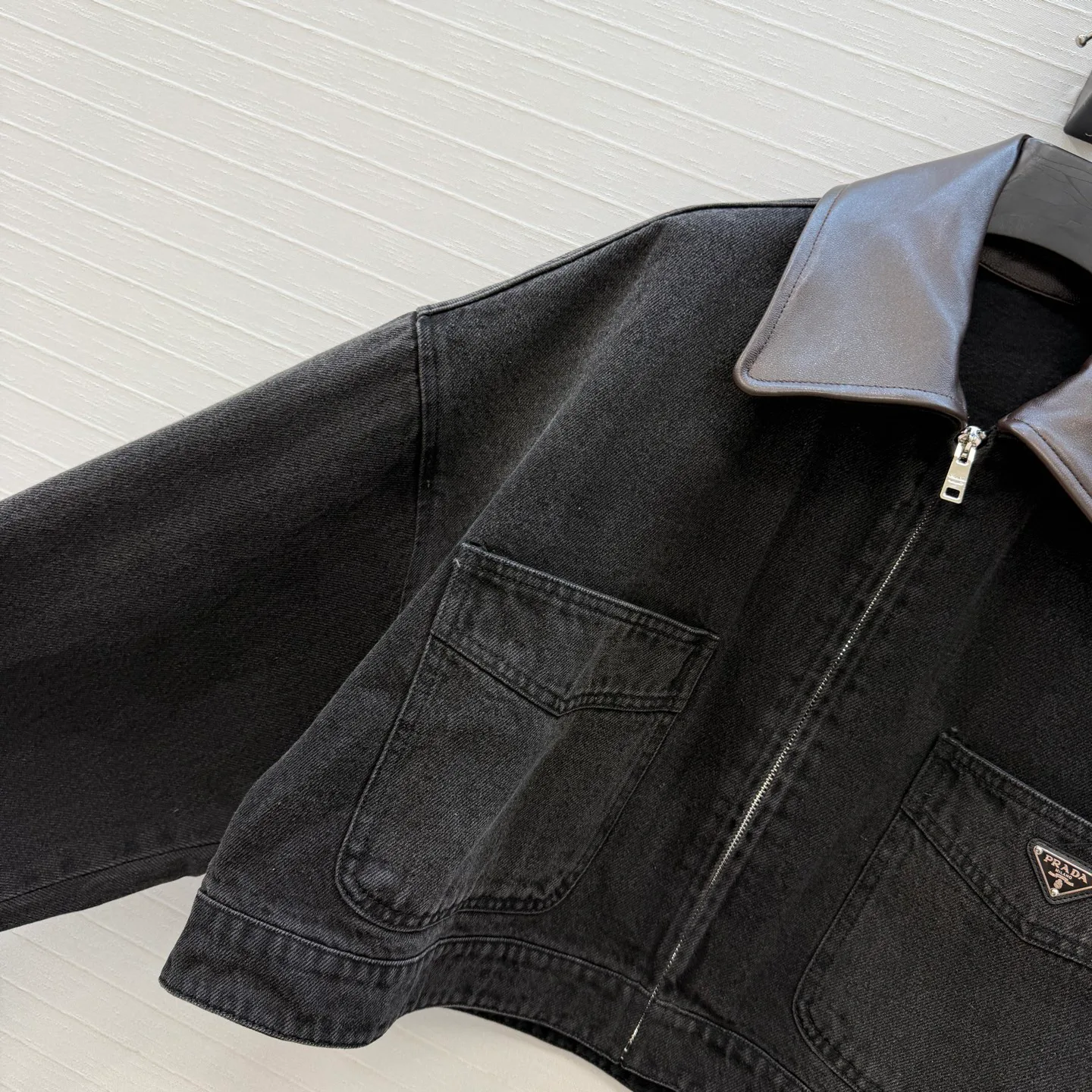Куртки И Пуховики Женские Prada 18023388