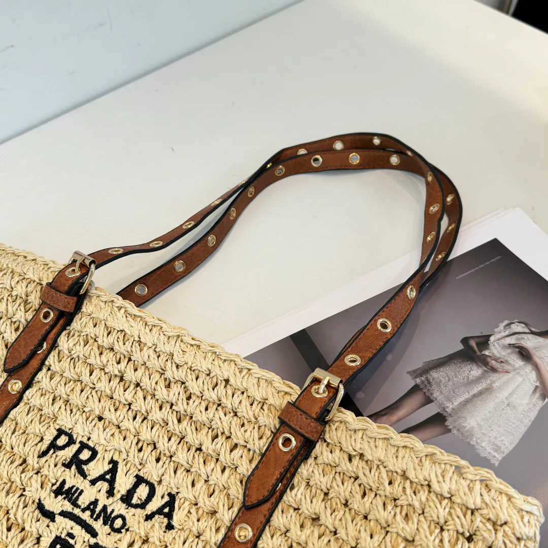 Классические Сумки Женские Prada 12765011