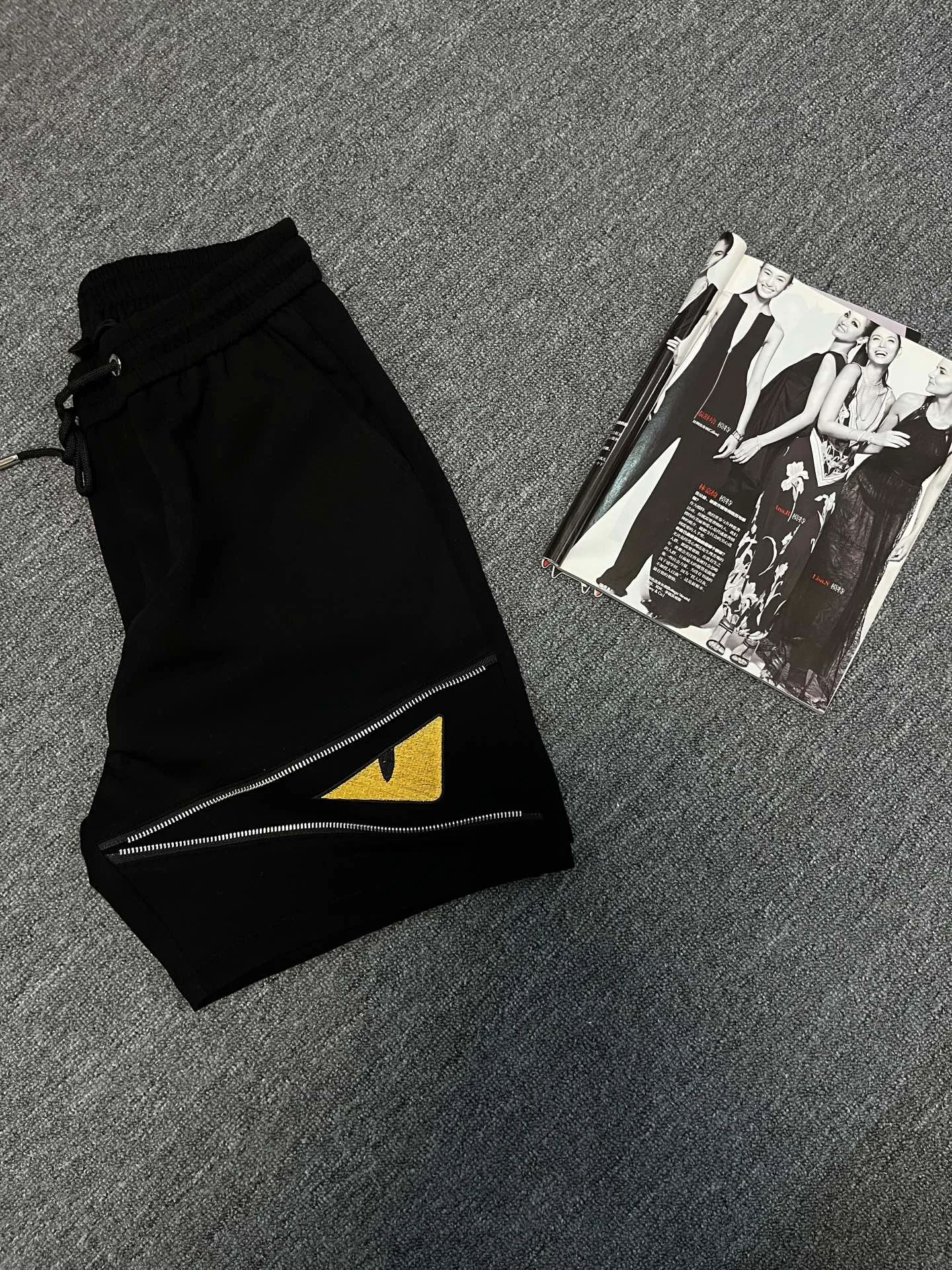 Шорты Мужские Fendi 12641000