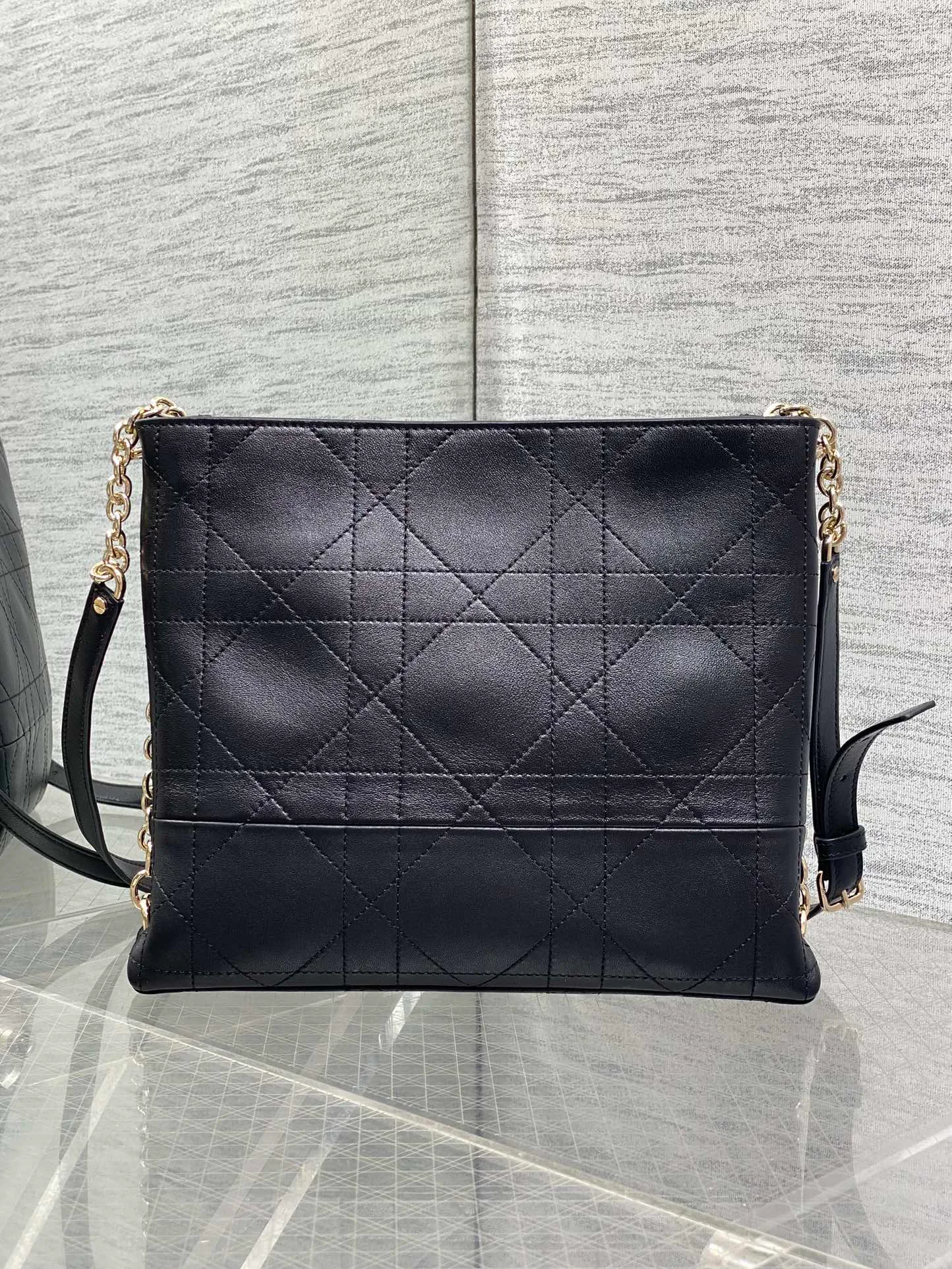 Классические Сумки Женские Christian Dior 12817833