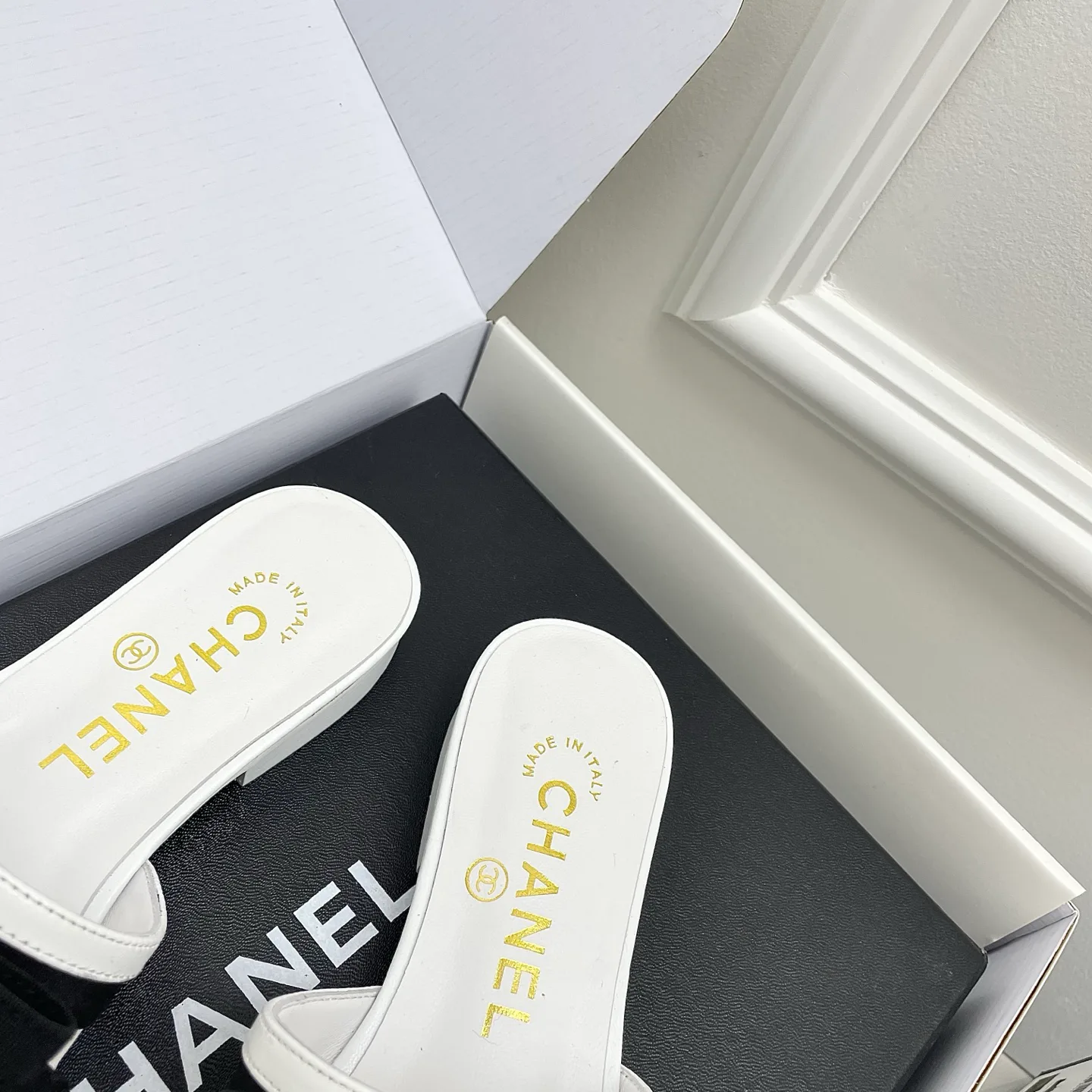 Сандалии Женские Chanel 11498212