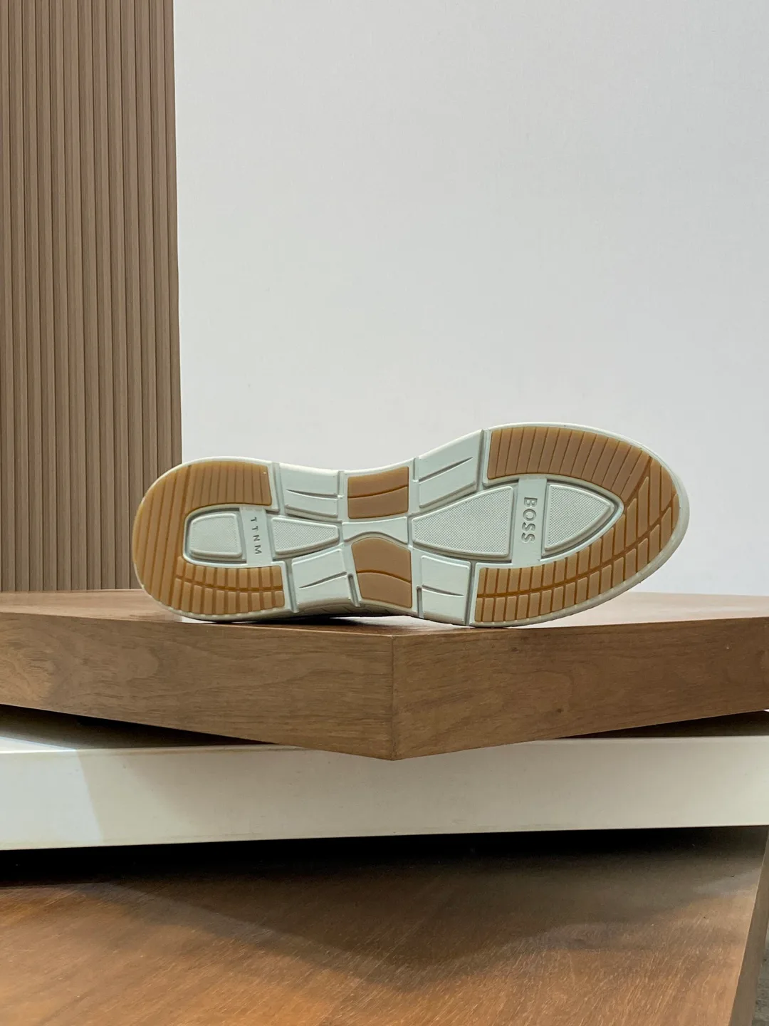 Кроссовки Мужские Hugo Boss 163039