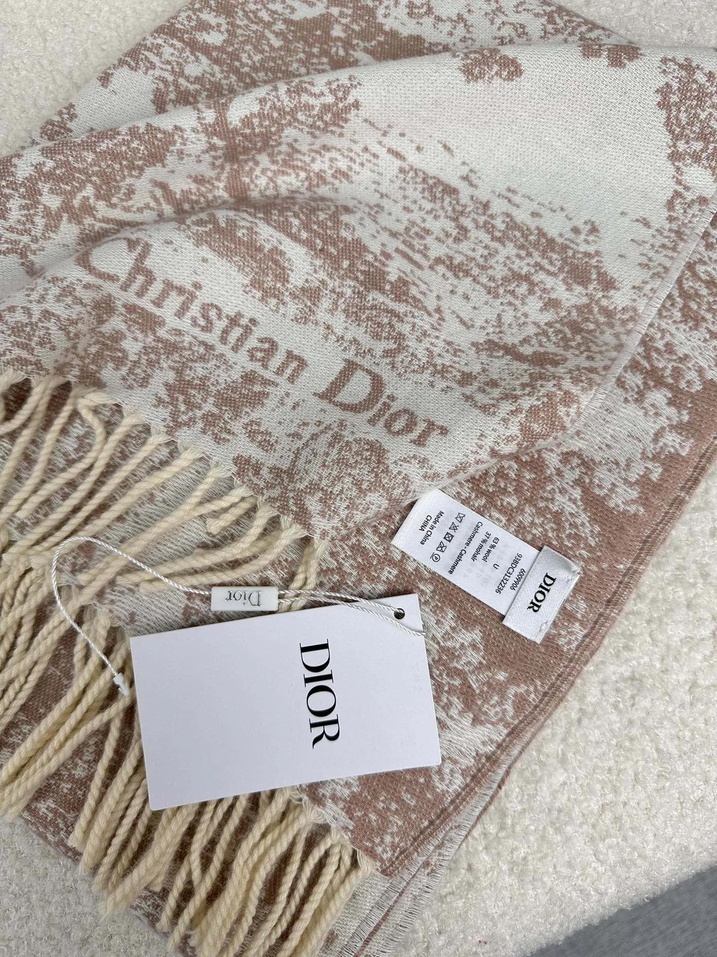 Шарфы Christian Dior 1152010