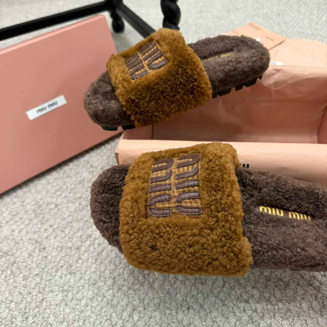 Тапочки Женские Miu Miu 18970649