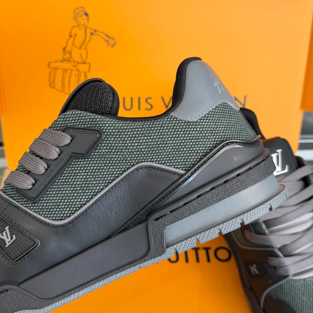 Кроссовки Мужские Louis Vuitton 3002056