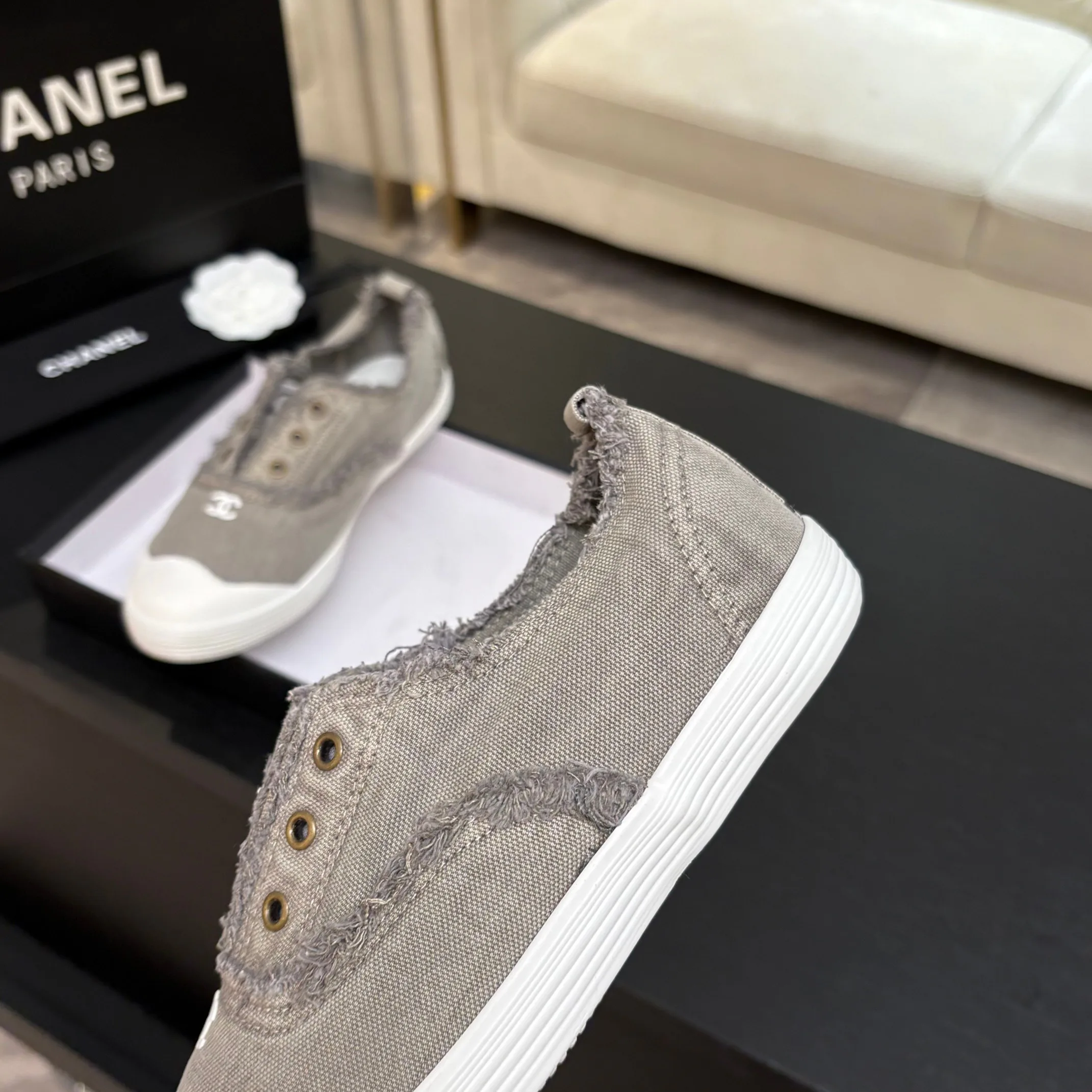 Кроссовки Женские Chanel 18062814