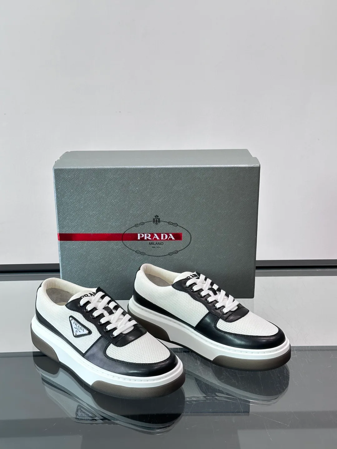 Кроссовки Мужские Prada 17913726