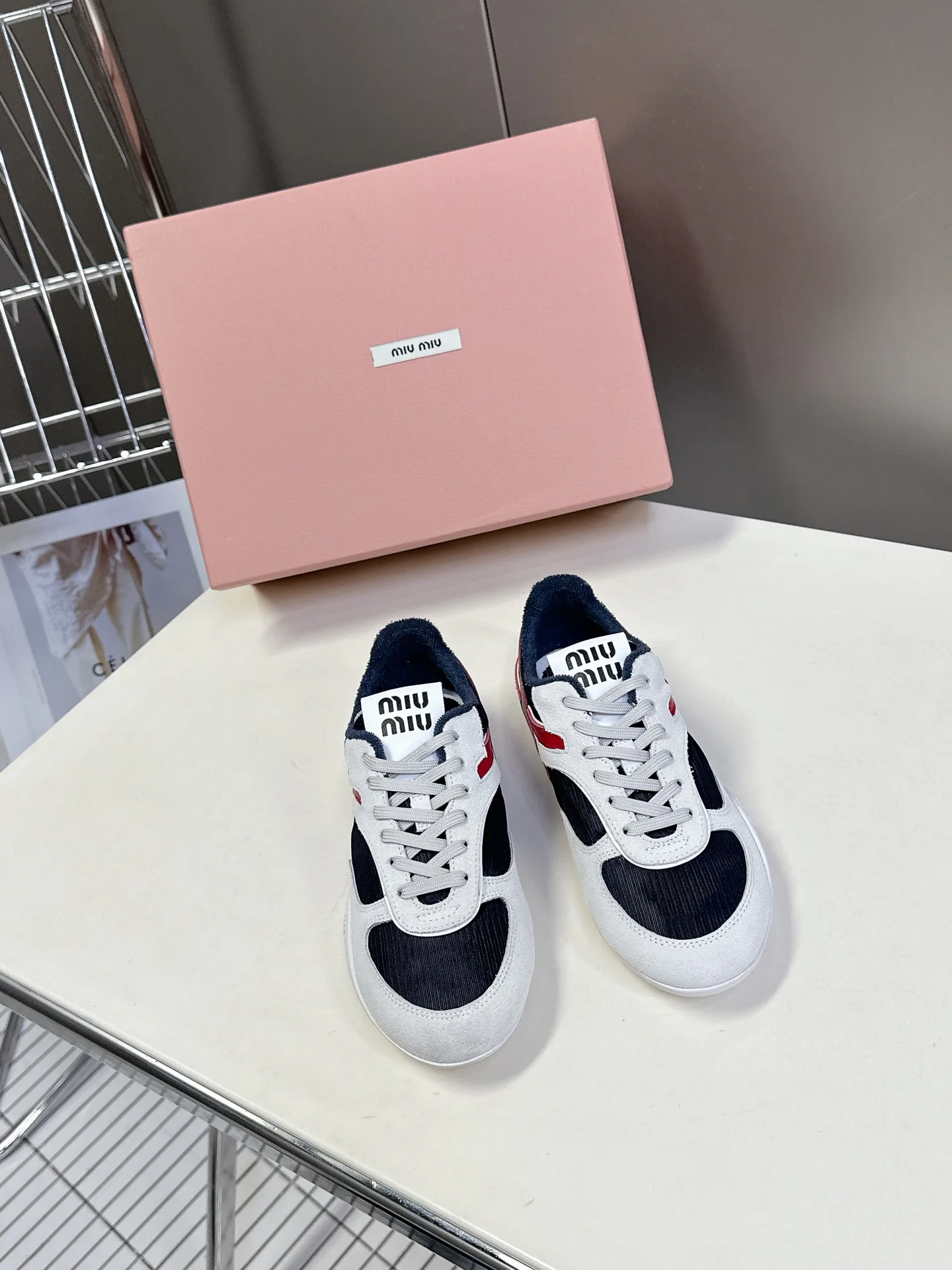 Кроссовки Женские Miu Miu 21698