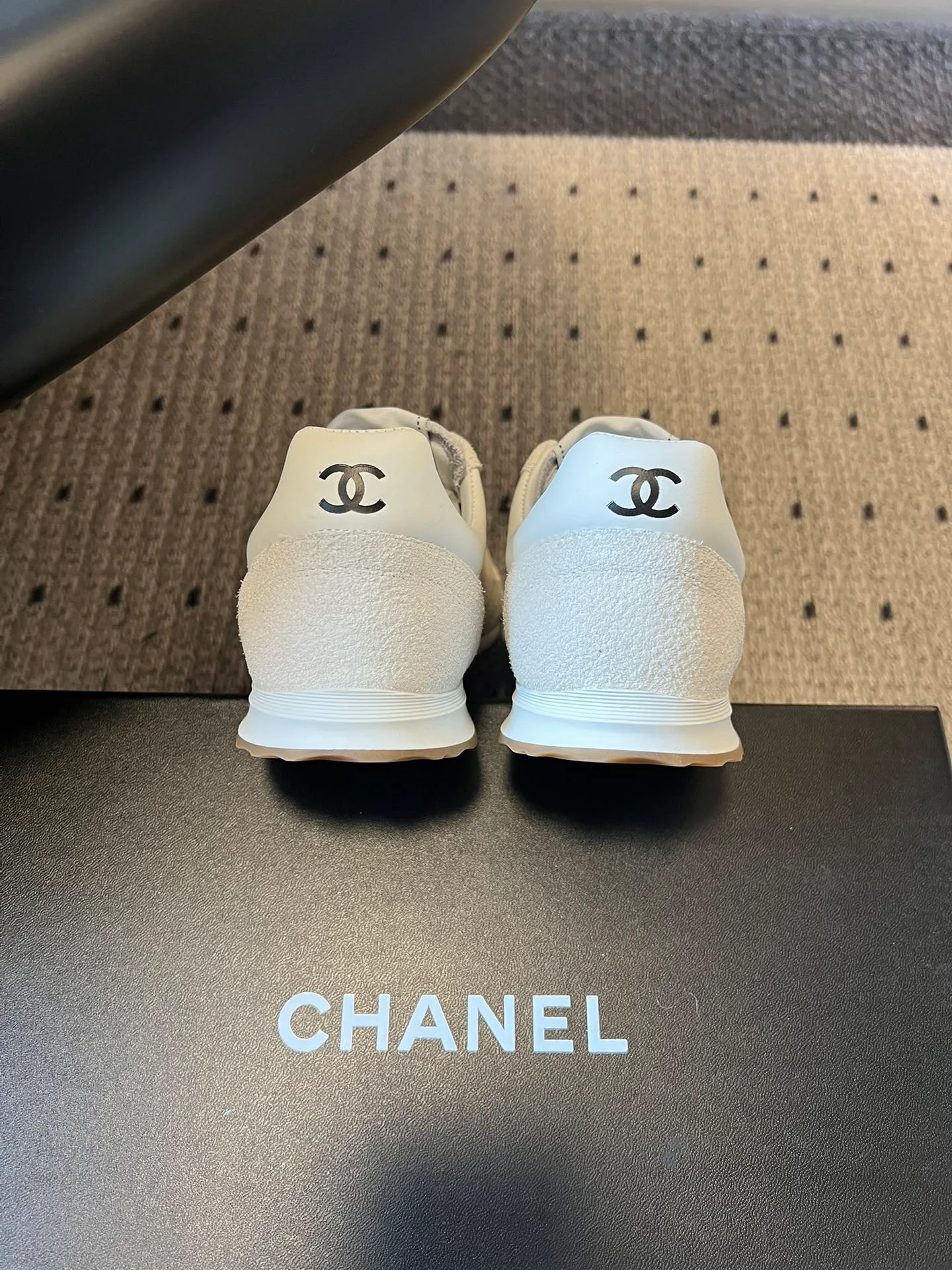 Кроссовки Женские Chanel 4404960
