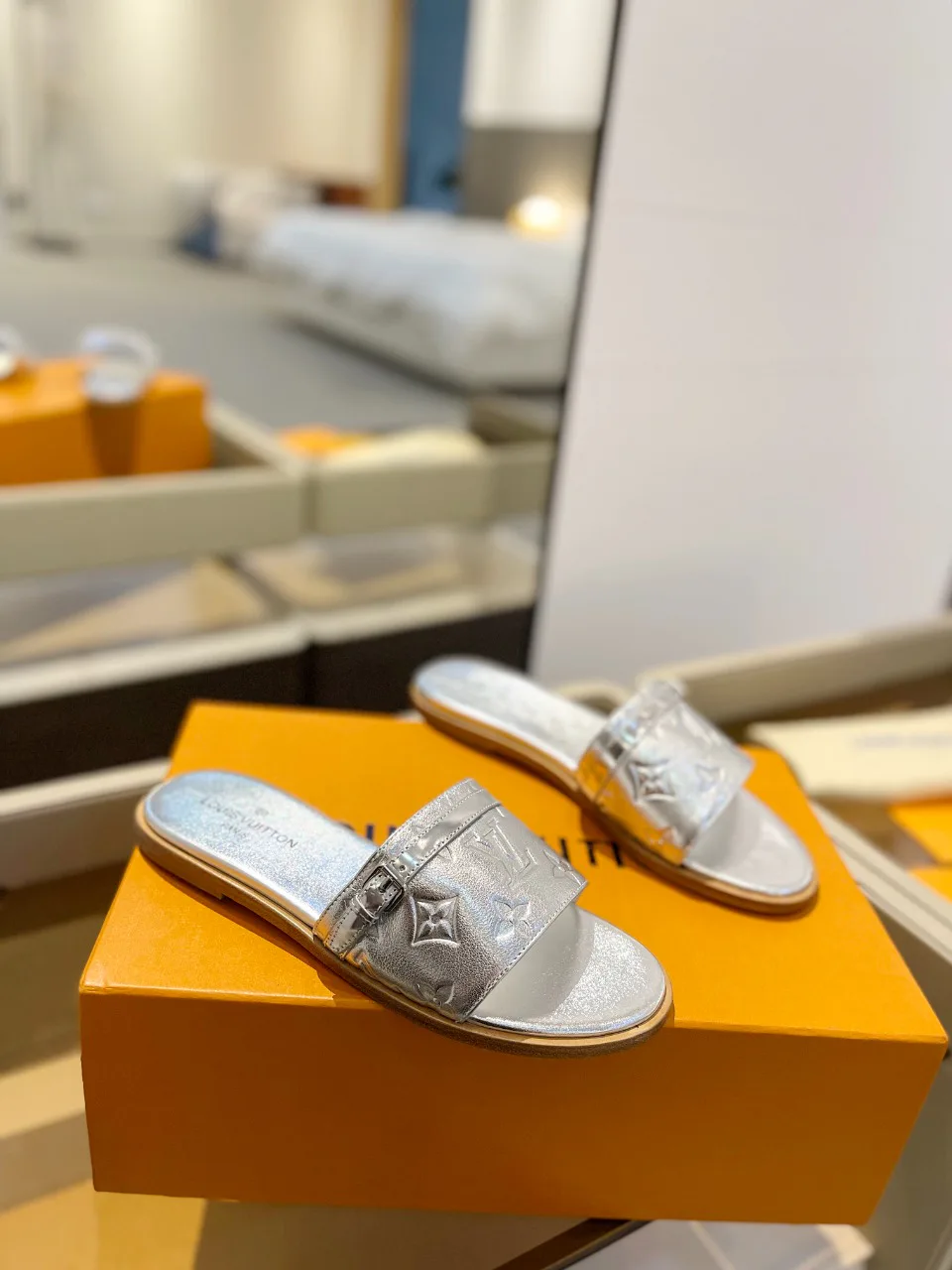 Сандалии Женские Louis Vuitton 9623578