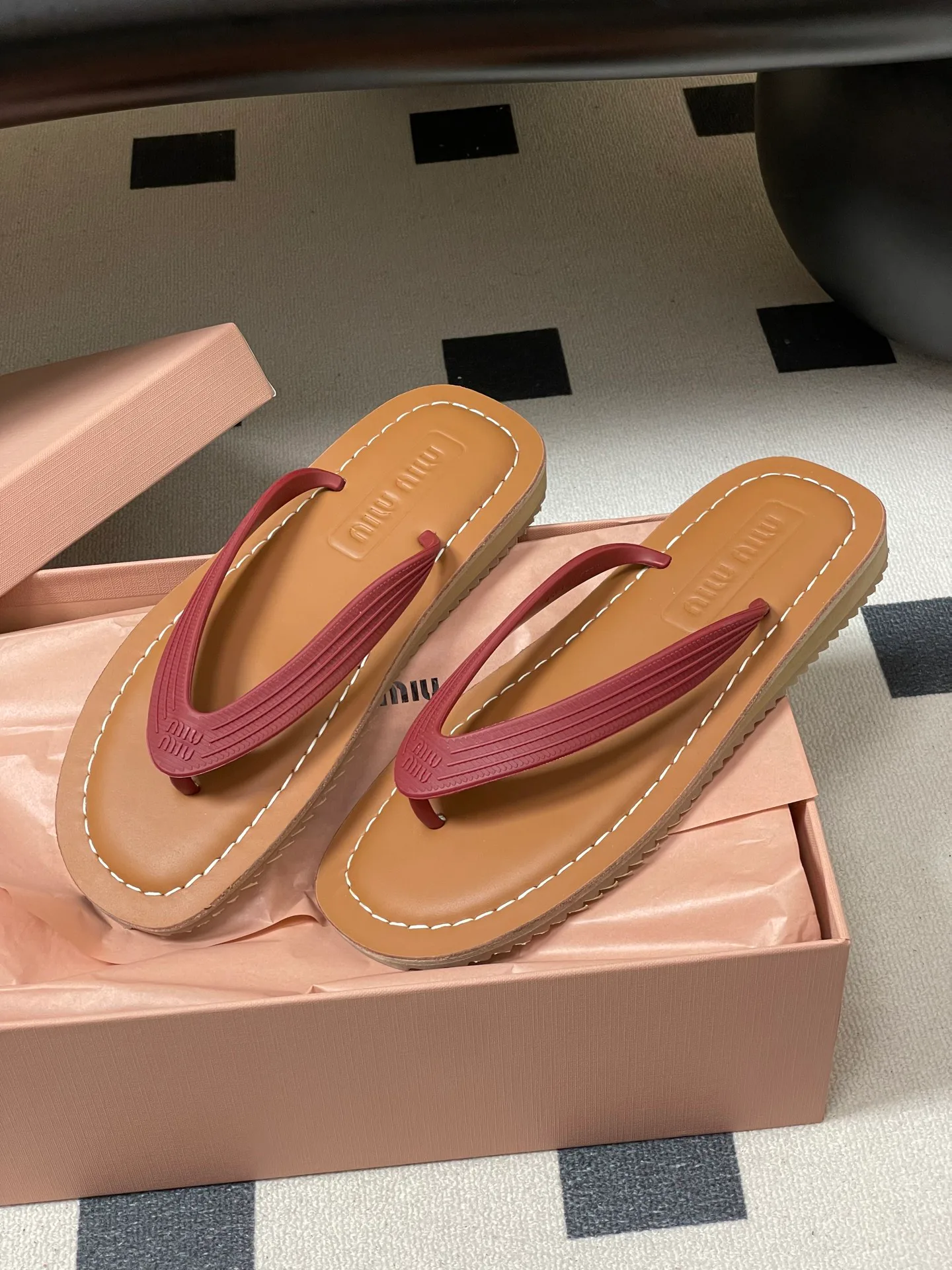 Шлепанцы Женские Miu Miu 13132808