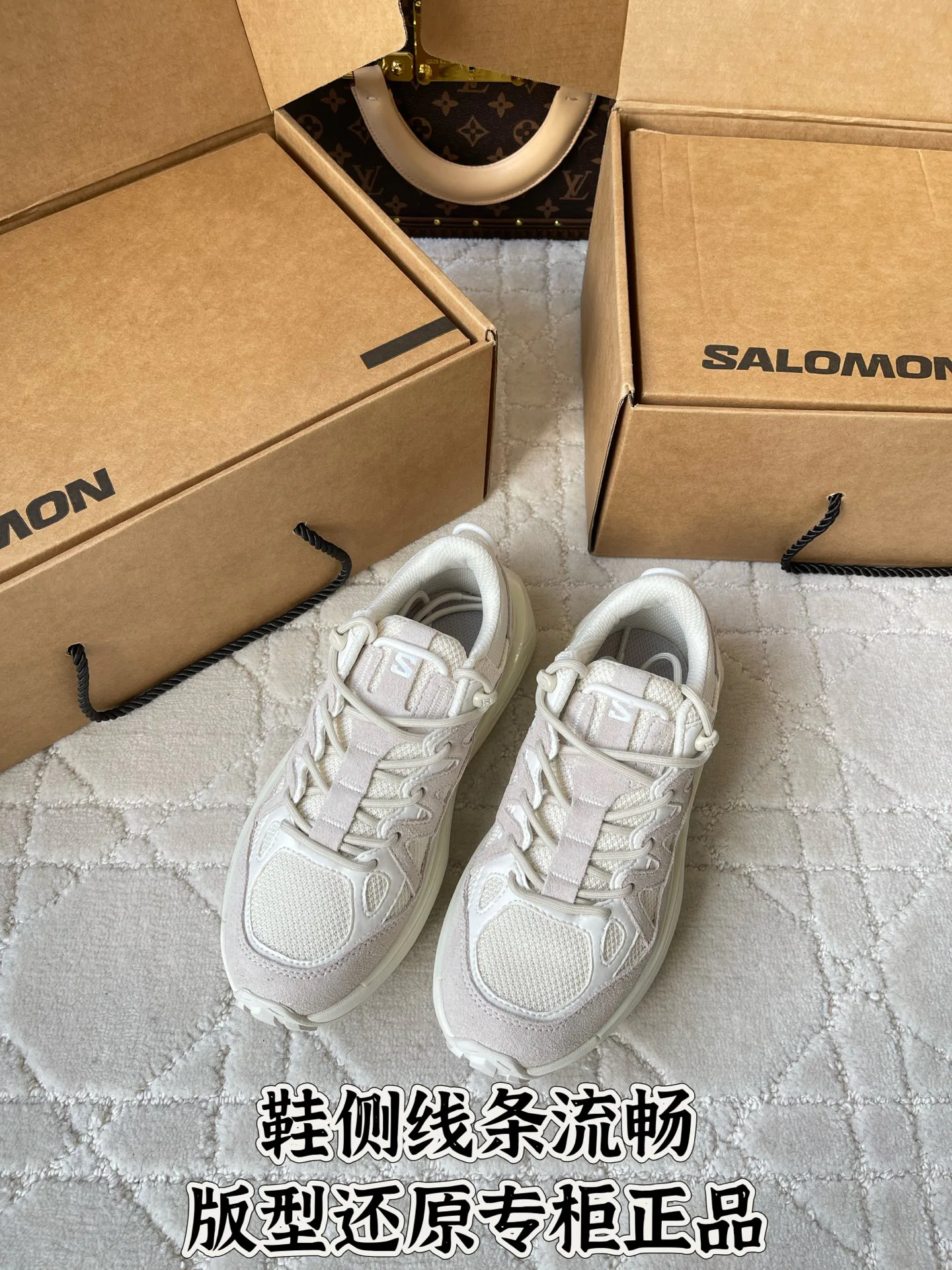 Кроссовки Женские Salomon 18152636