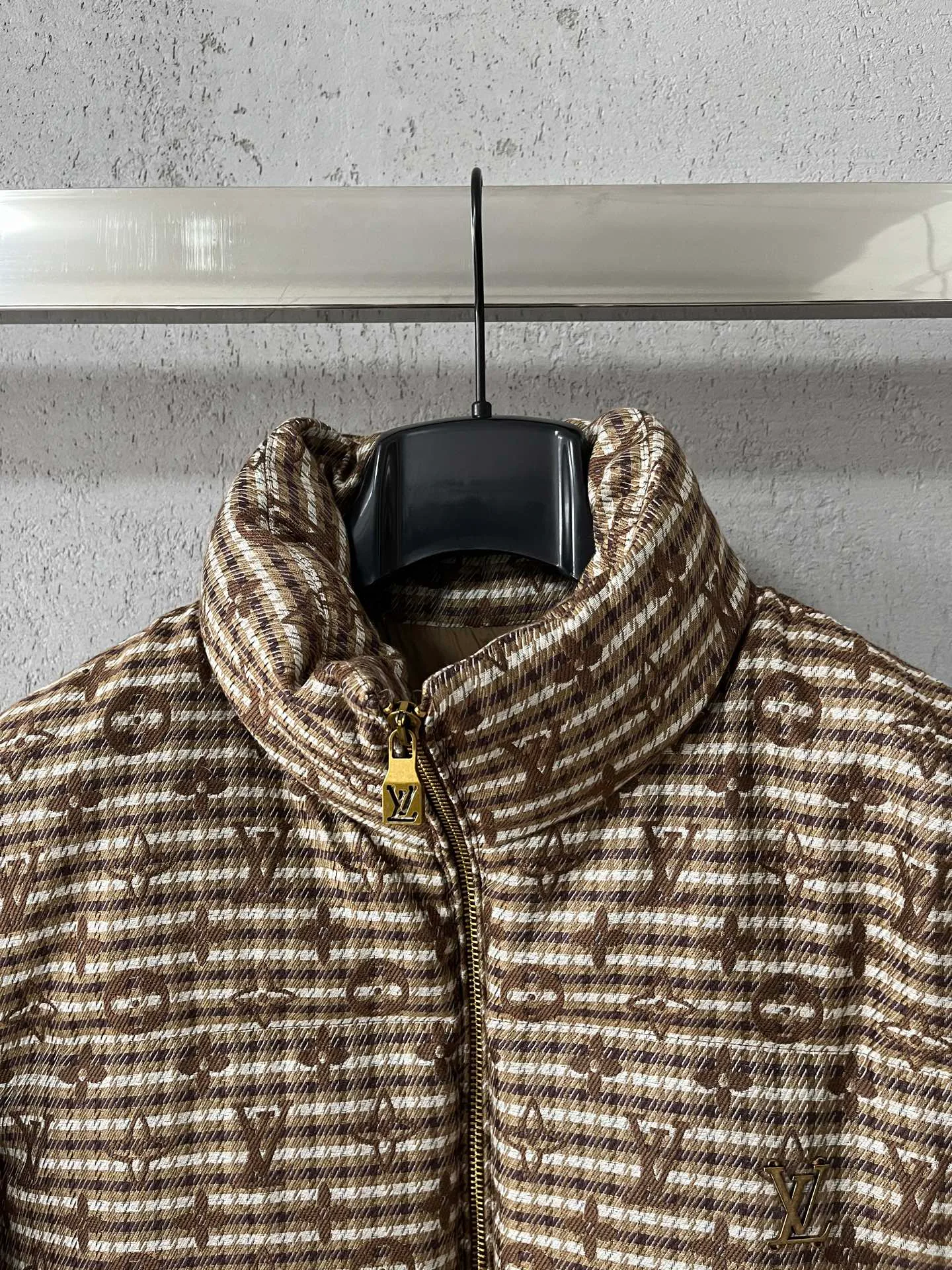 Куртки И Пуховики Мужские Louis Vuitton 1207455