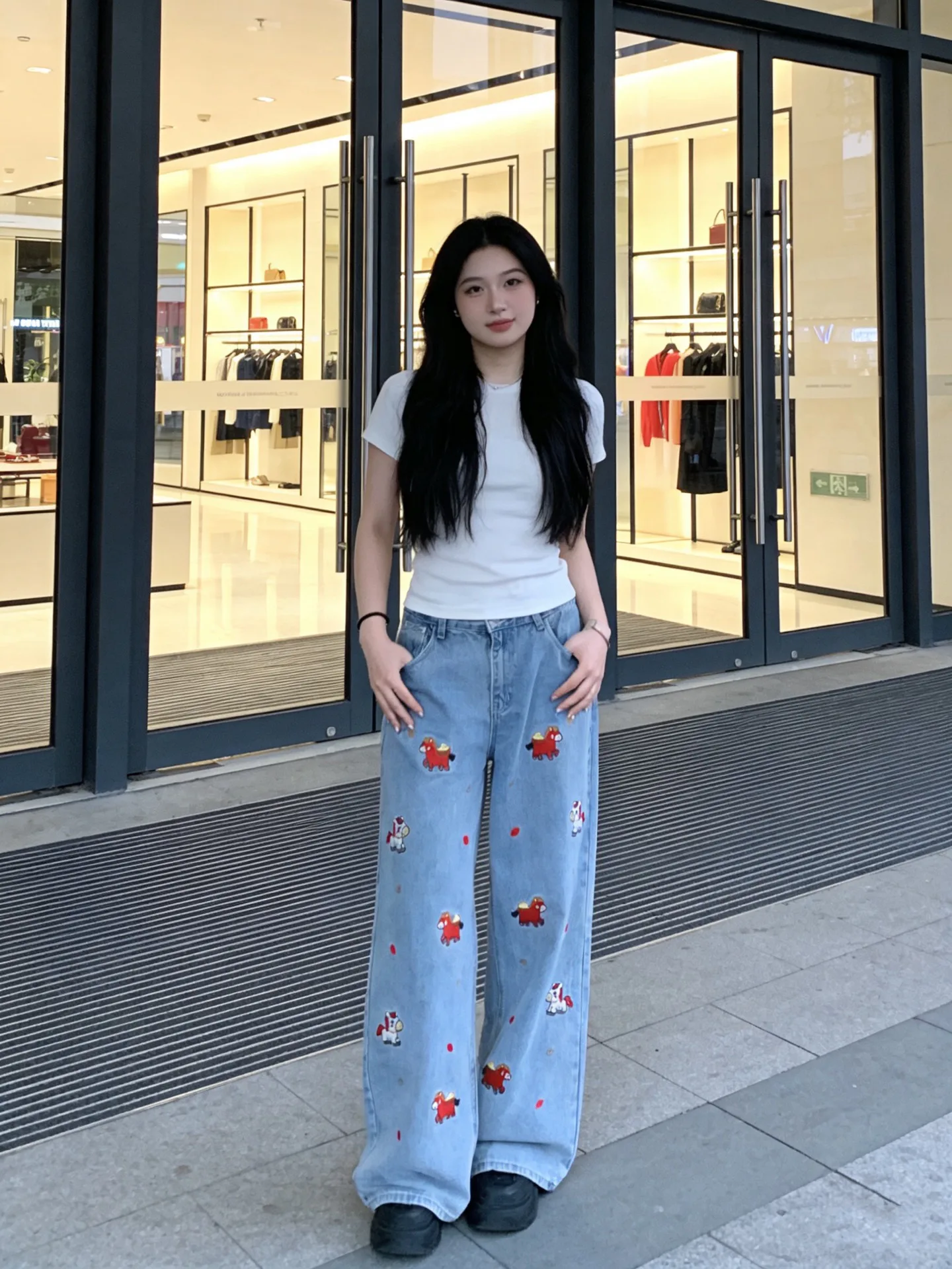 Джинсы Женские Chanel 10732215