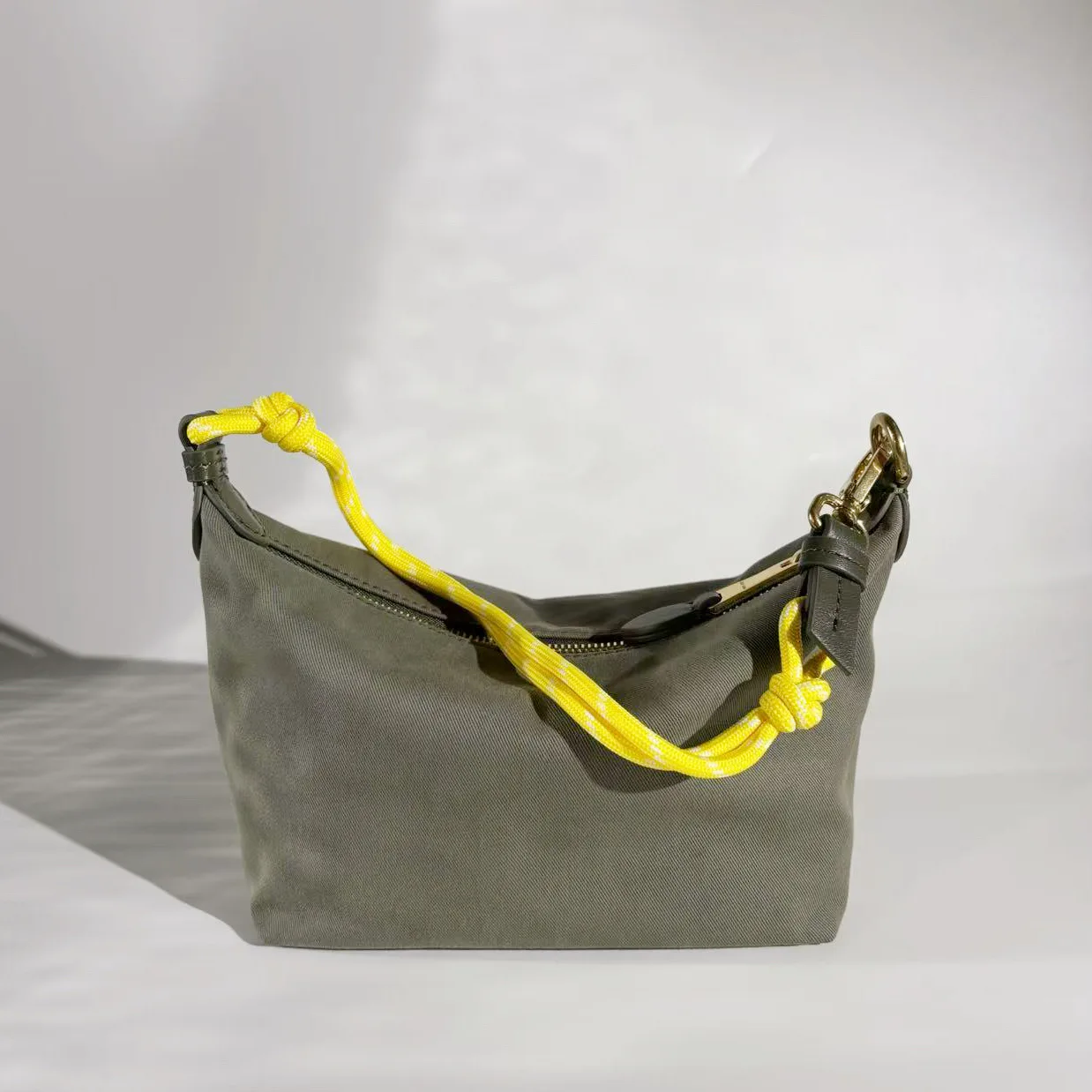 Сумки На Ремне Женские Miu Miu 10105261