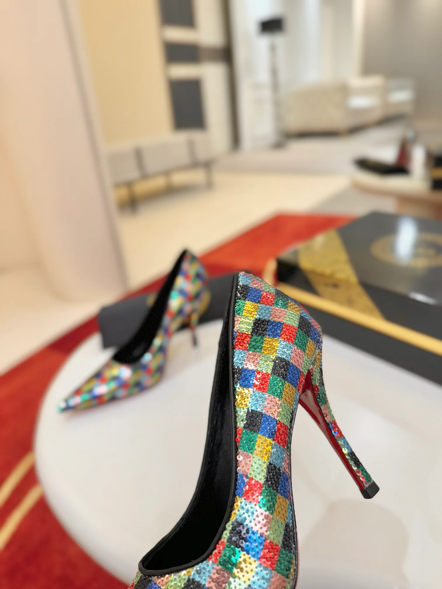 Туфли Женские Christian Louboutin 11745822