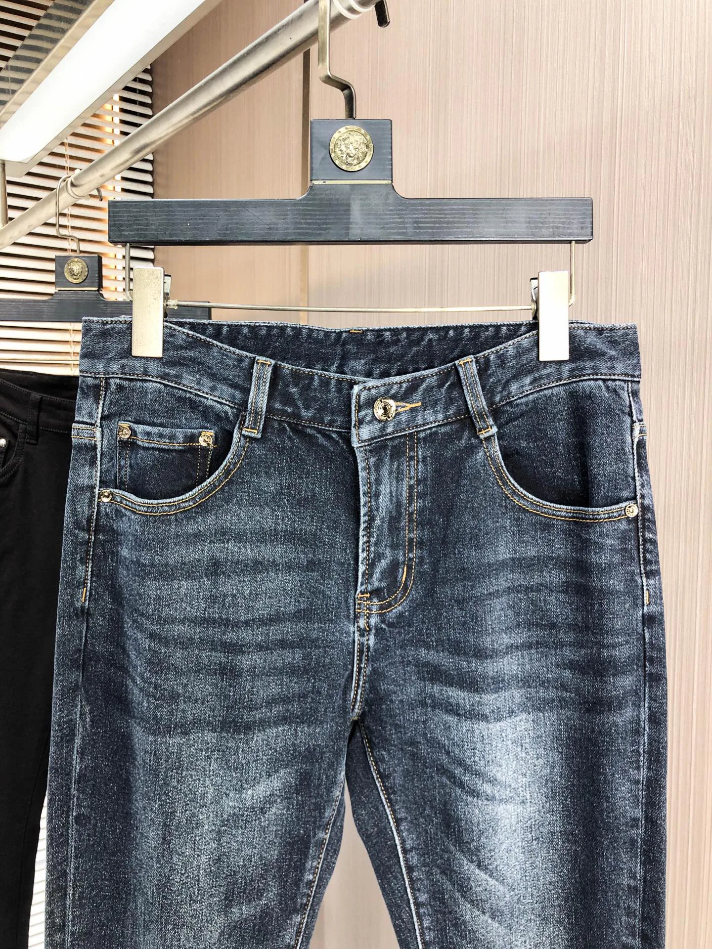 Джинсы Мужские Prada 6046287