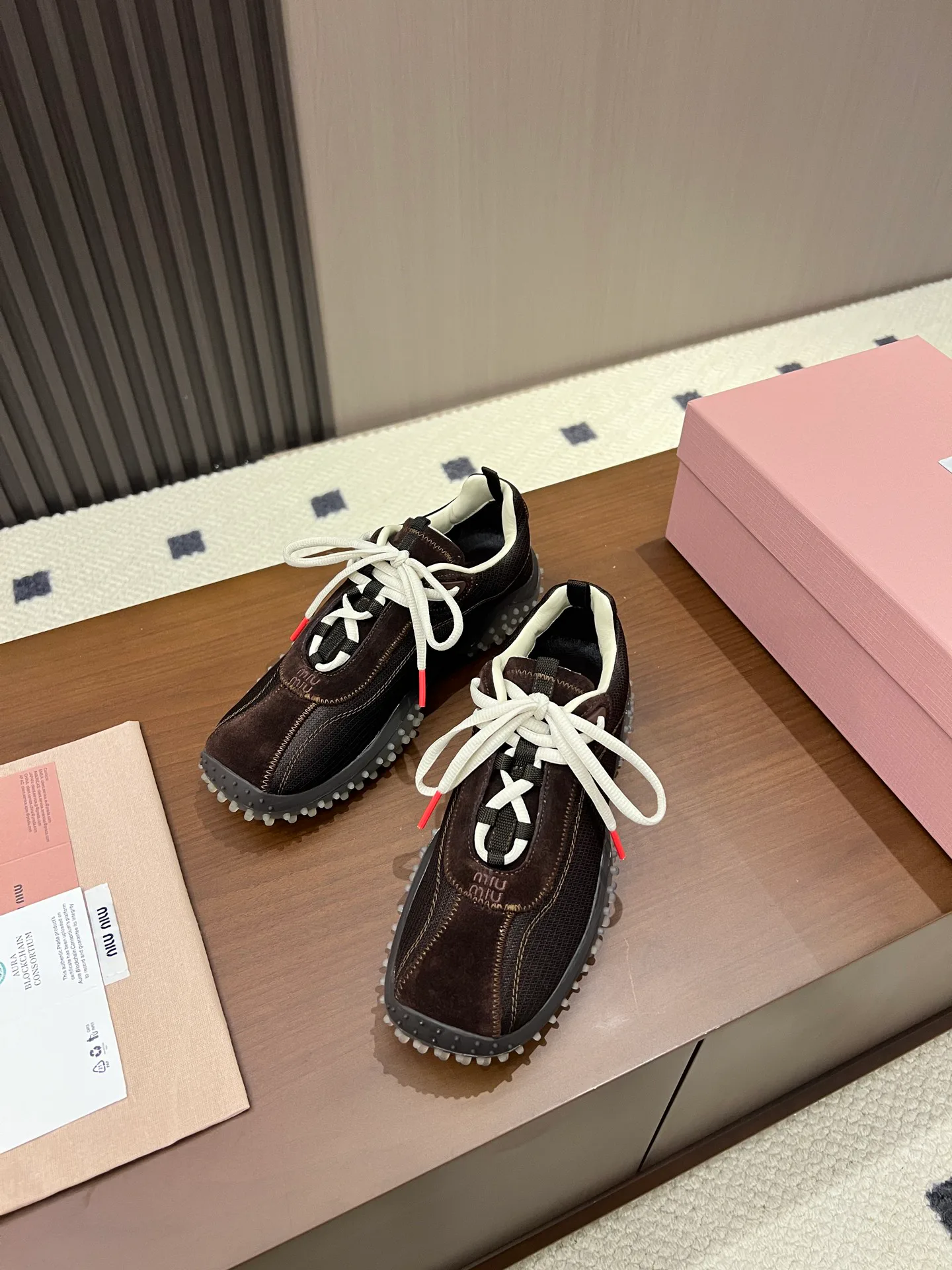 Кроссовки Женские Miu Miu 17968607