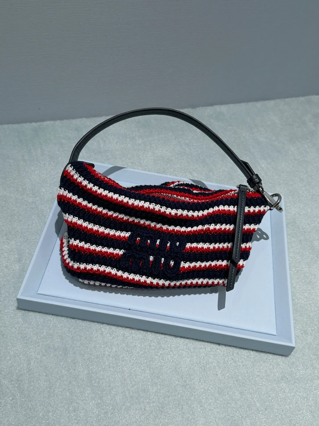 Классические Сумки Женские Miu Miu 17279120