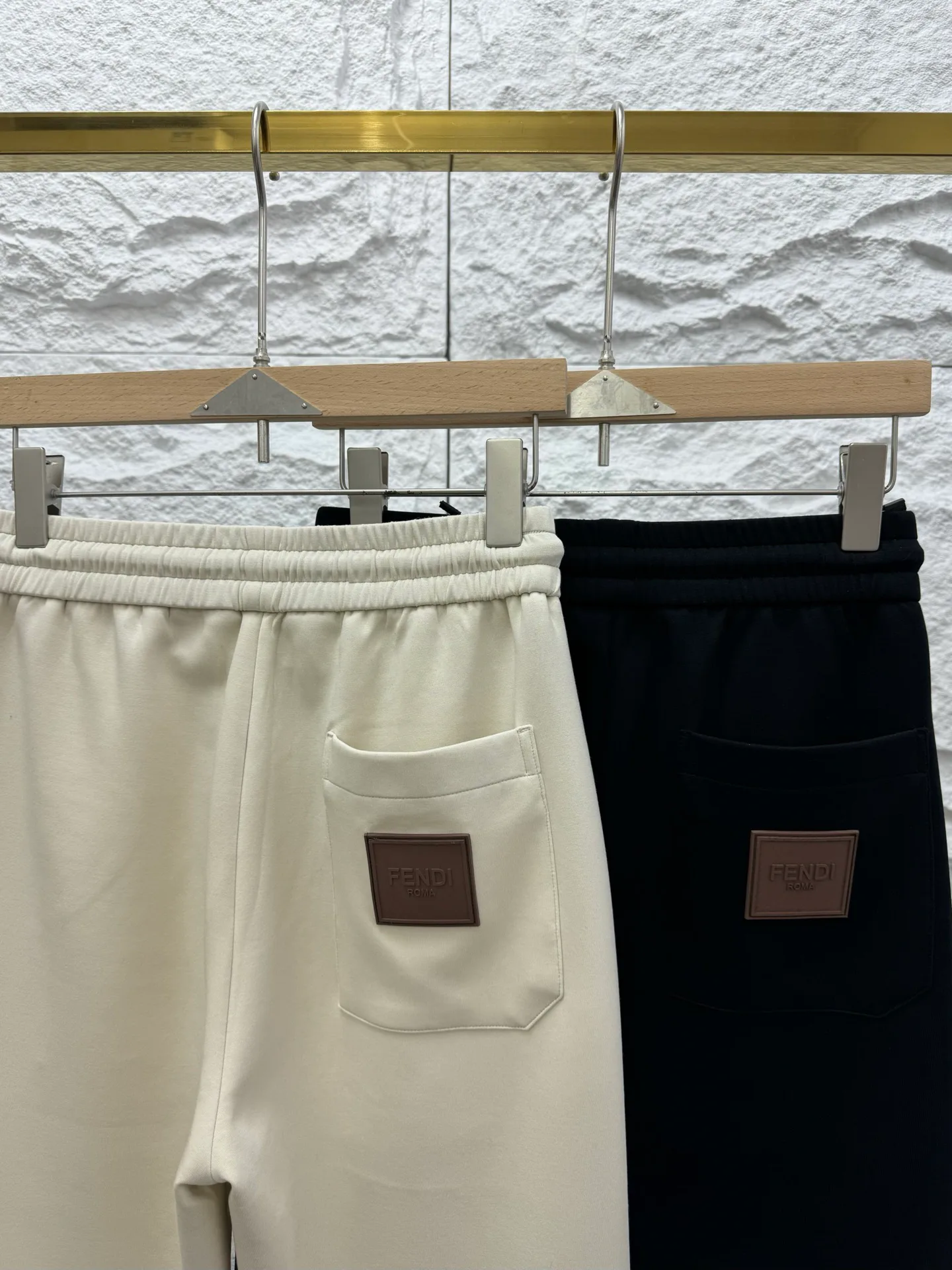Брюки Женские Fendi 18140727