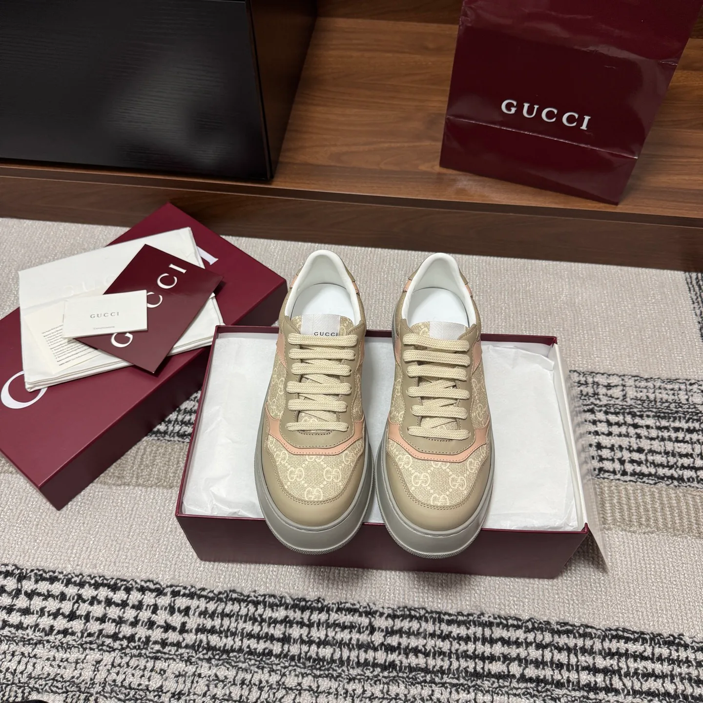 Кроссовки Женские Gucci 1225477