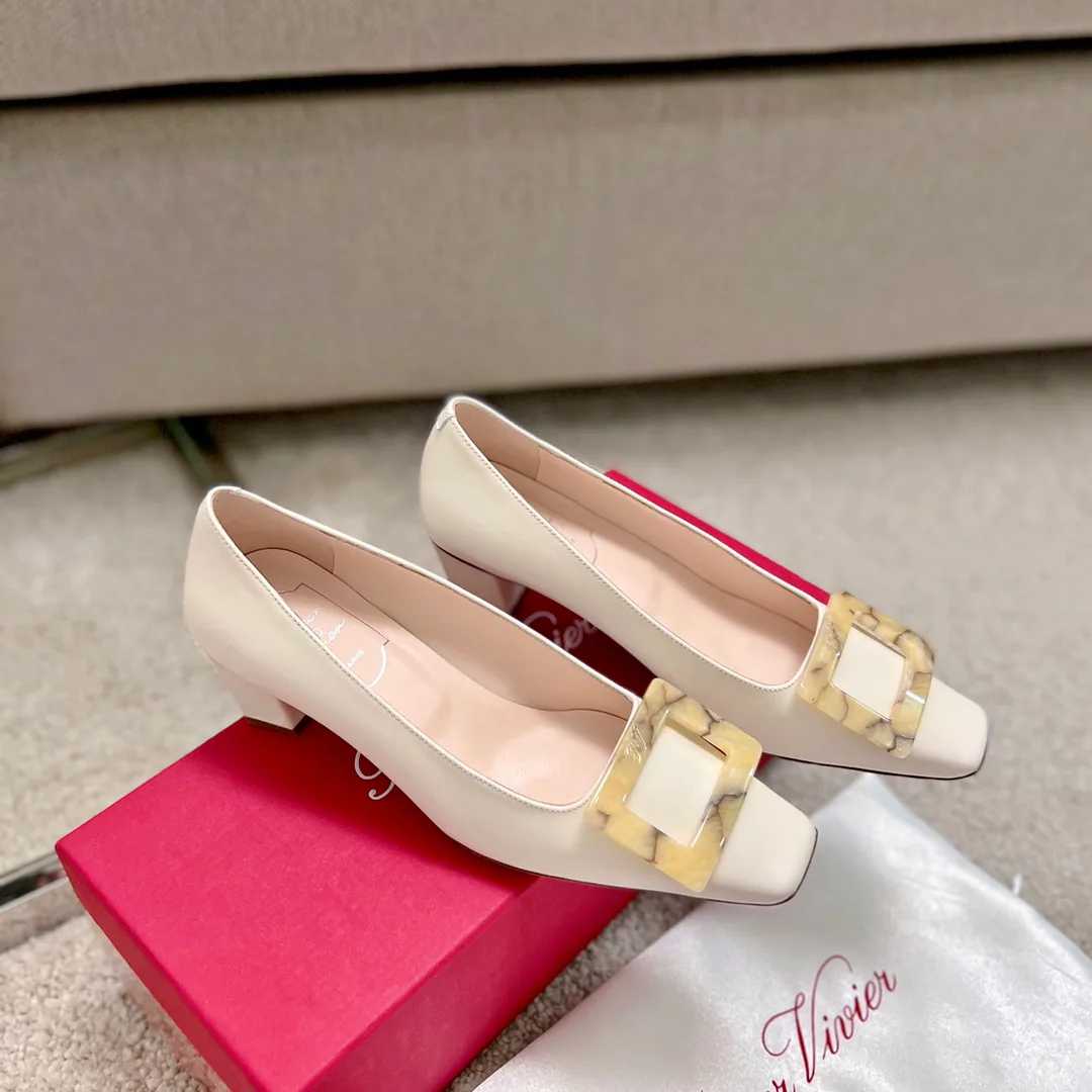 Туфли Женские Roger Vivier 17550737